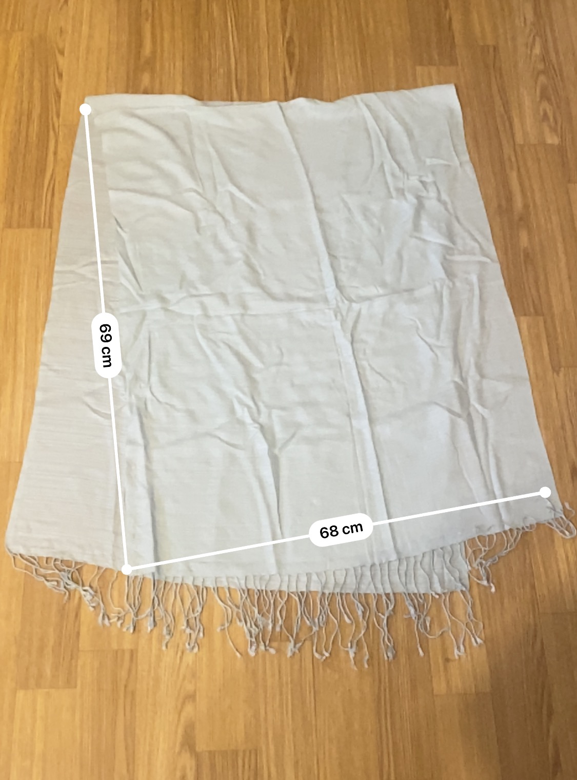 TU1 Schal mit Fransen