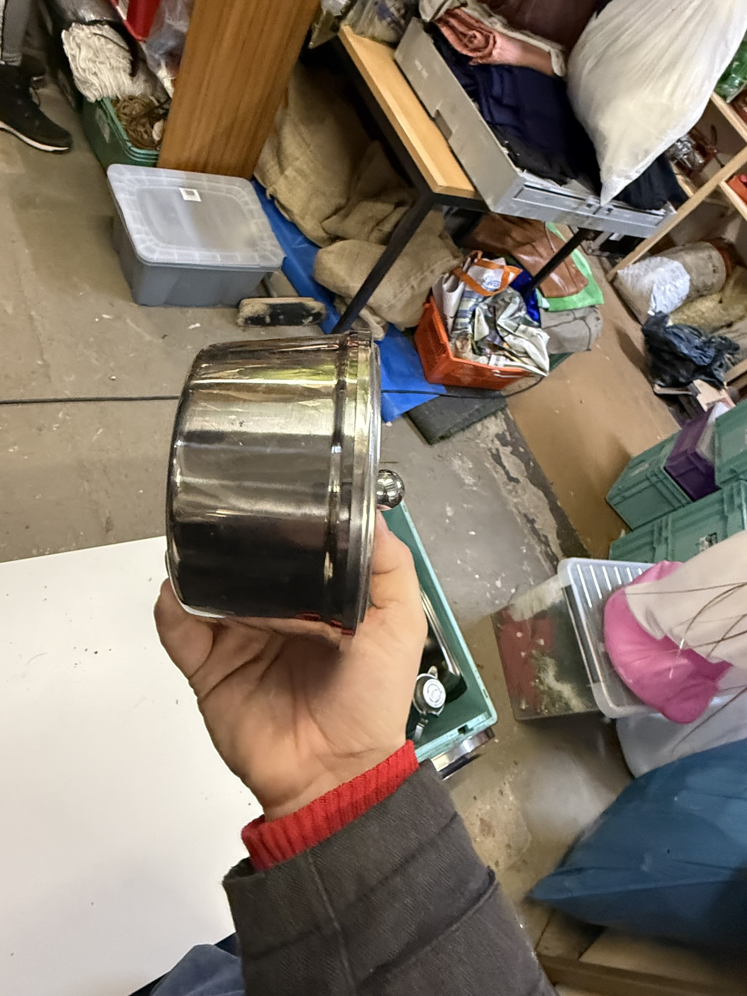 A04-017 Gebäckdose Silber