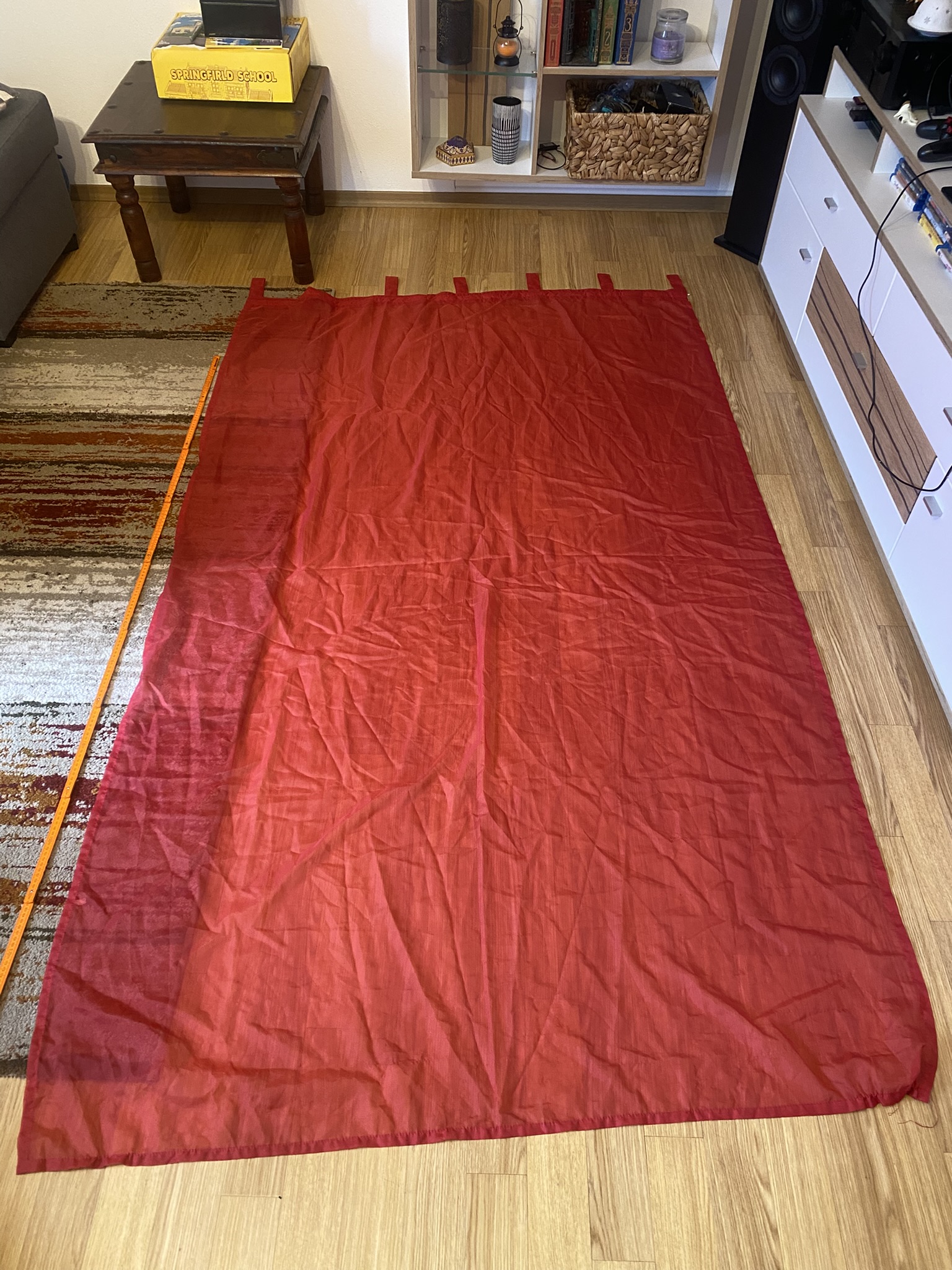 T04-002 Vorhang semitransparent