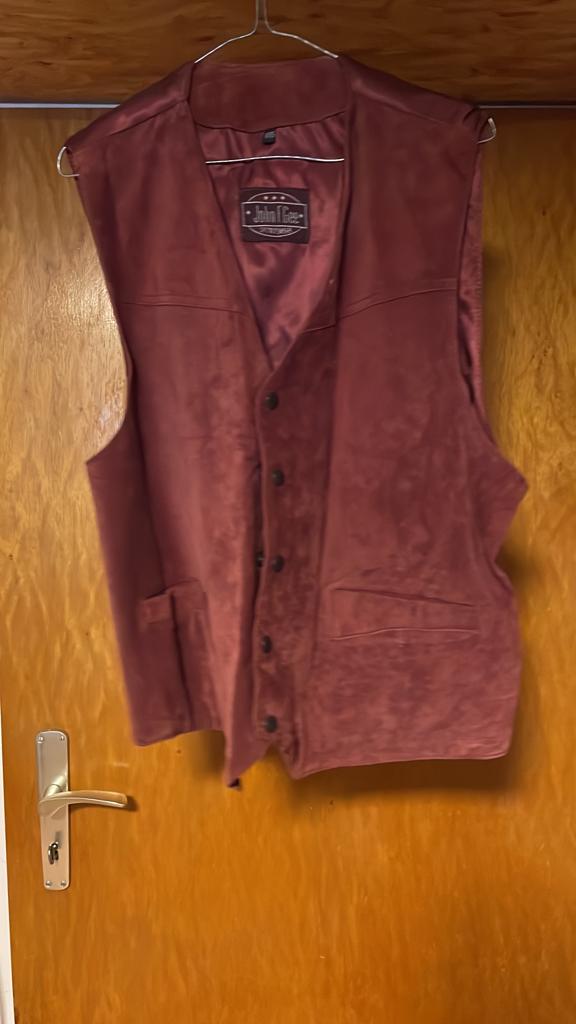 HW28 Wildleder-Weste