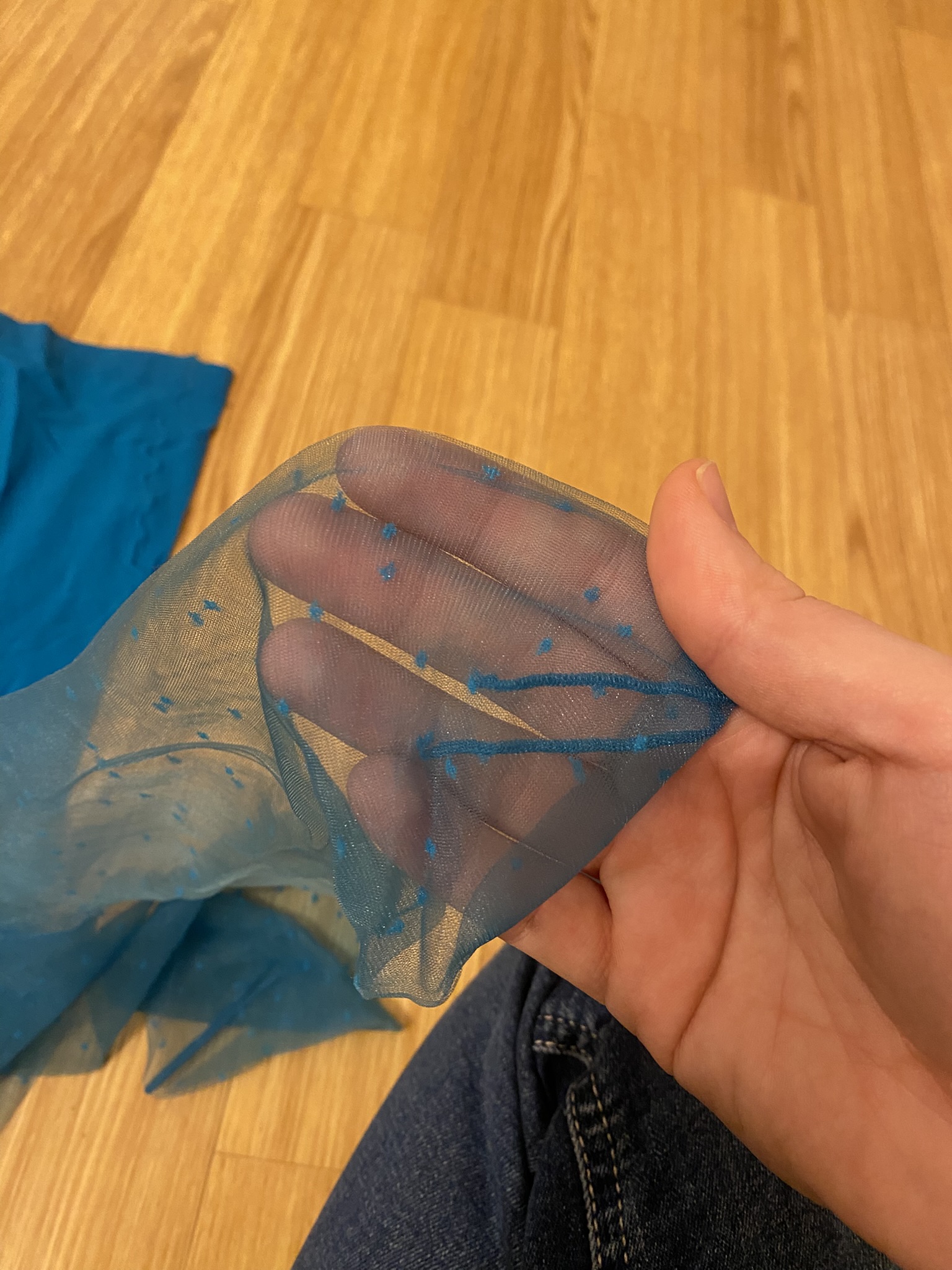 ST27 Feinstrumpfhose mit Punkten