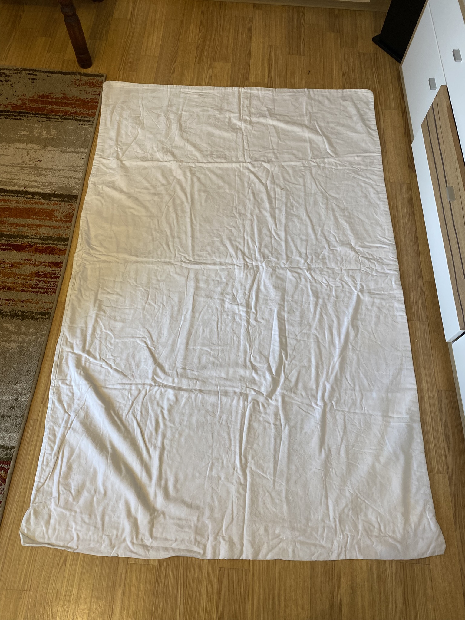 T07-012 Deckenbezug weiß dick (Bett)