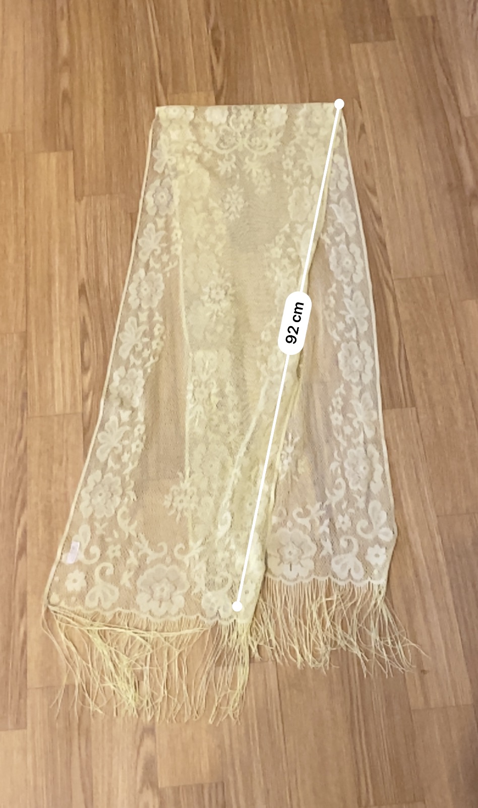 TU32 Schal mit Fransen