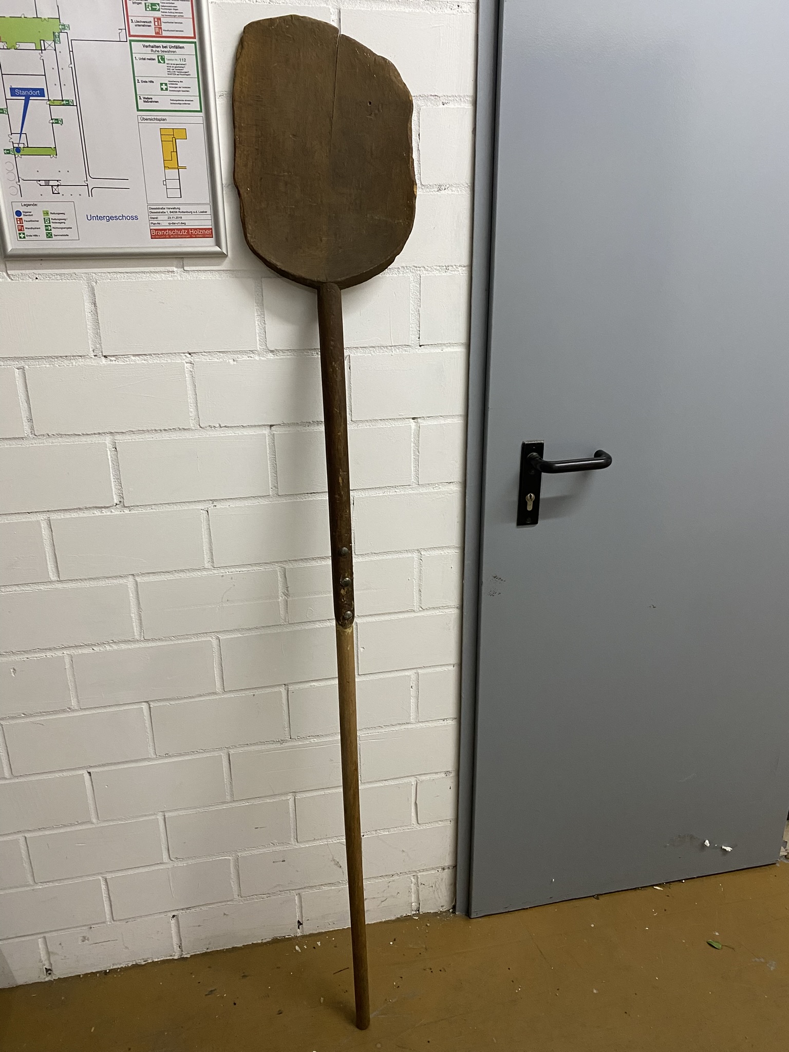 U01-045 Holzschaufel