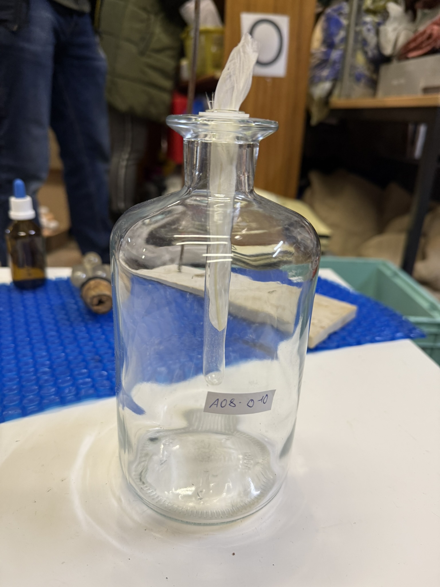 A08-010 Laborgefäß mit Reagenzglas