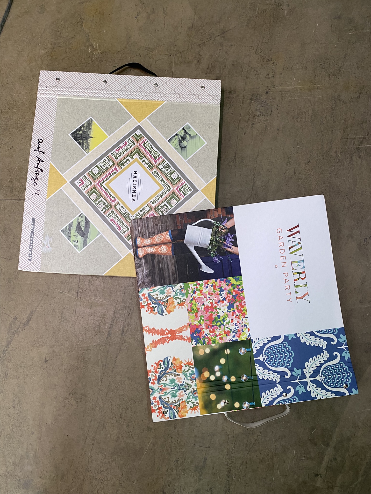 U03-003 Tapeten-Muster