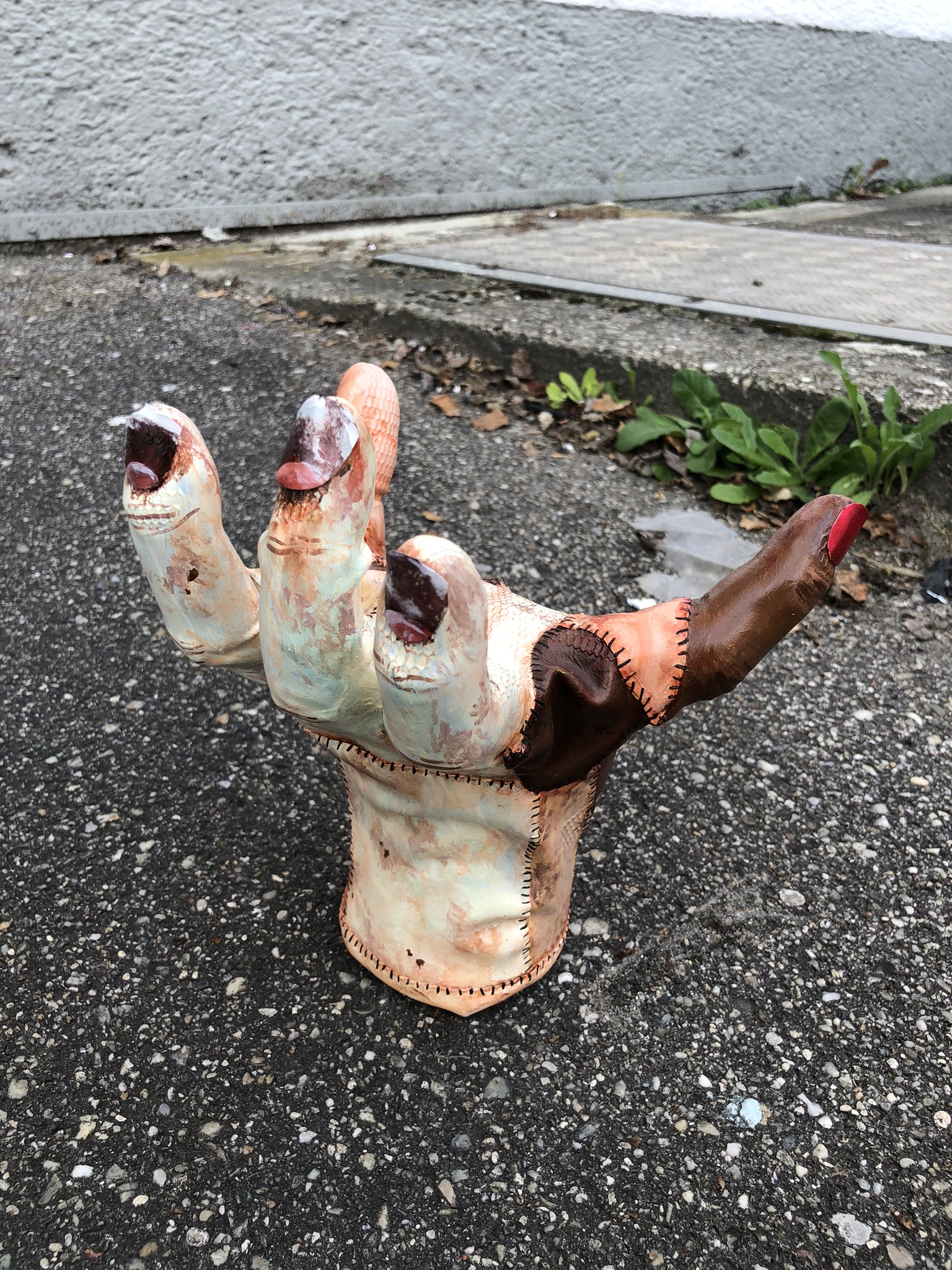 M01-029 Zombie-Hand