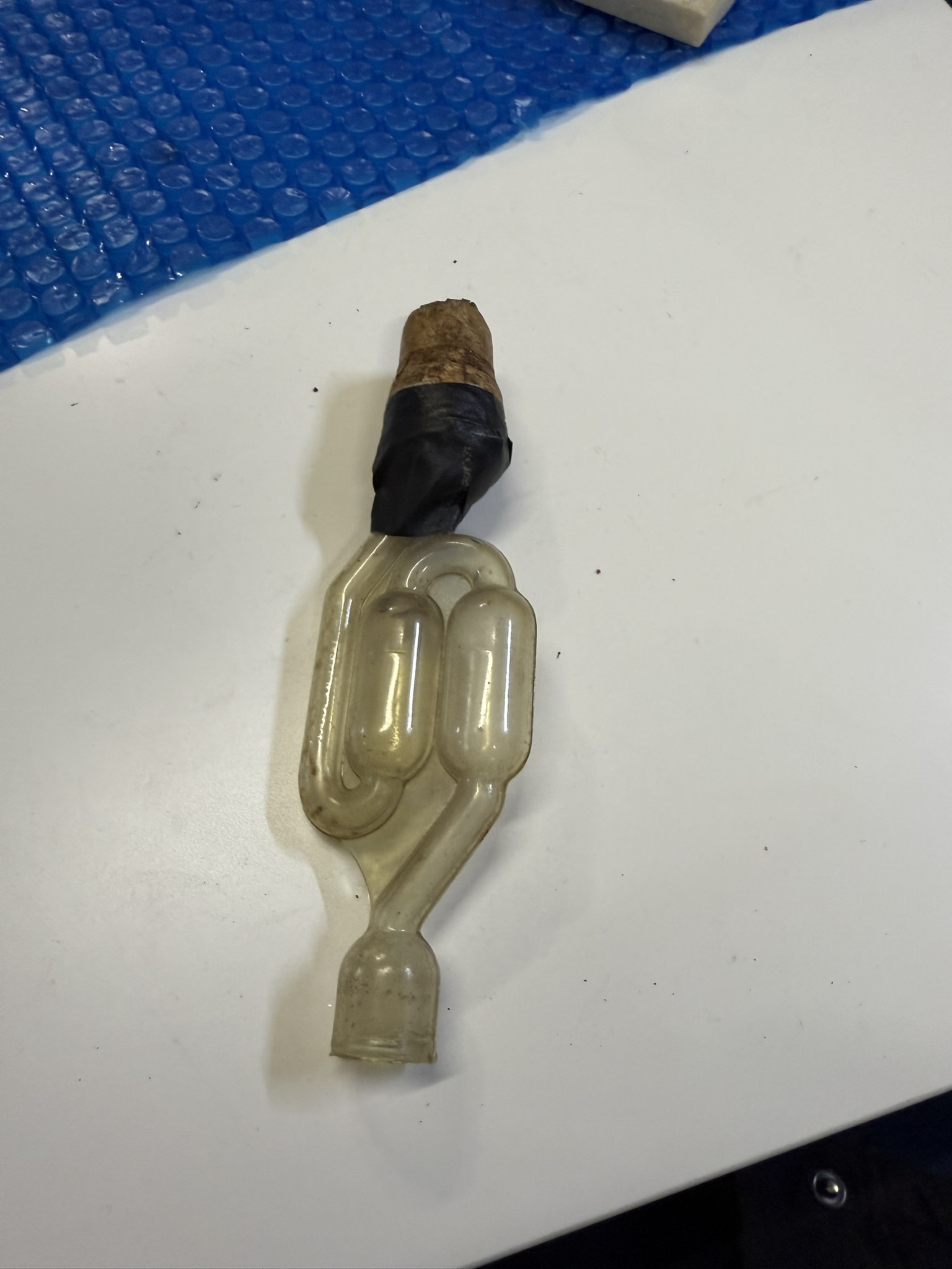 A08-011 Destillierkolben/Pipettenkolben