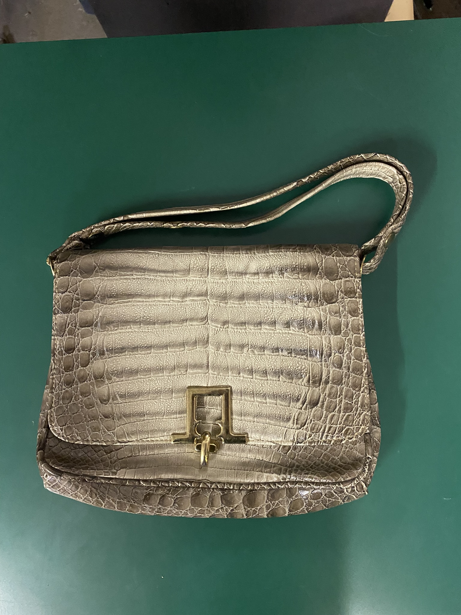 A09-029 Krokodilledertasche