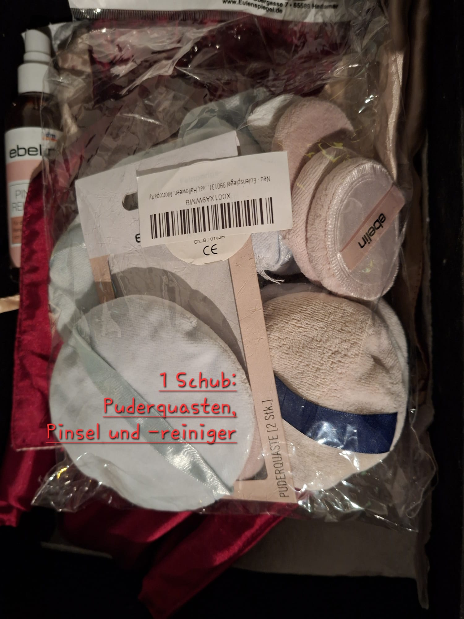 Inhalt Schminkkoffer und Haarkoffer