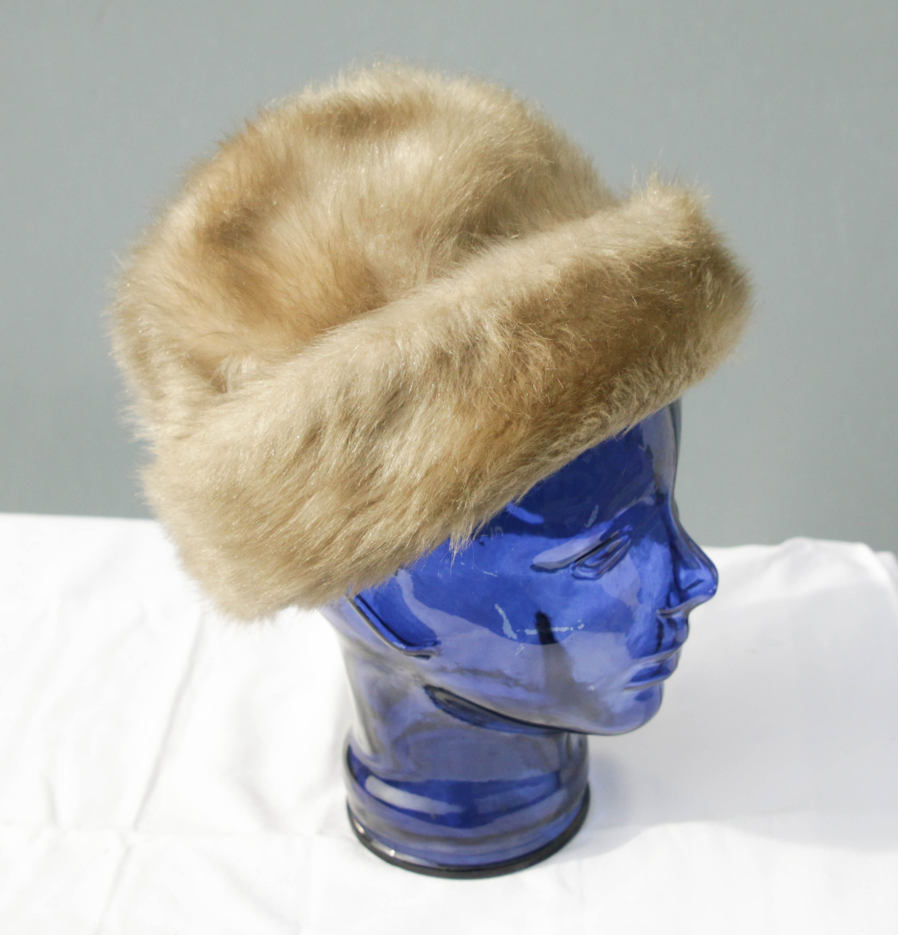 HUT122 Kunstfellmütze