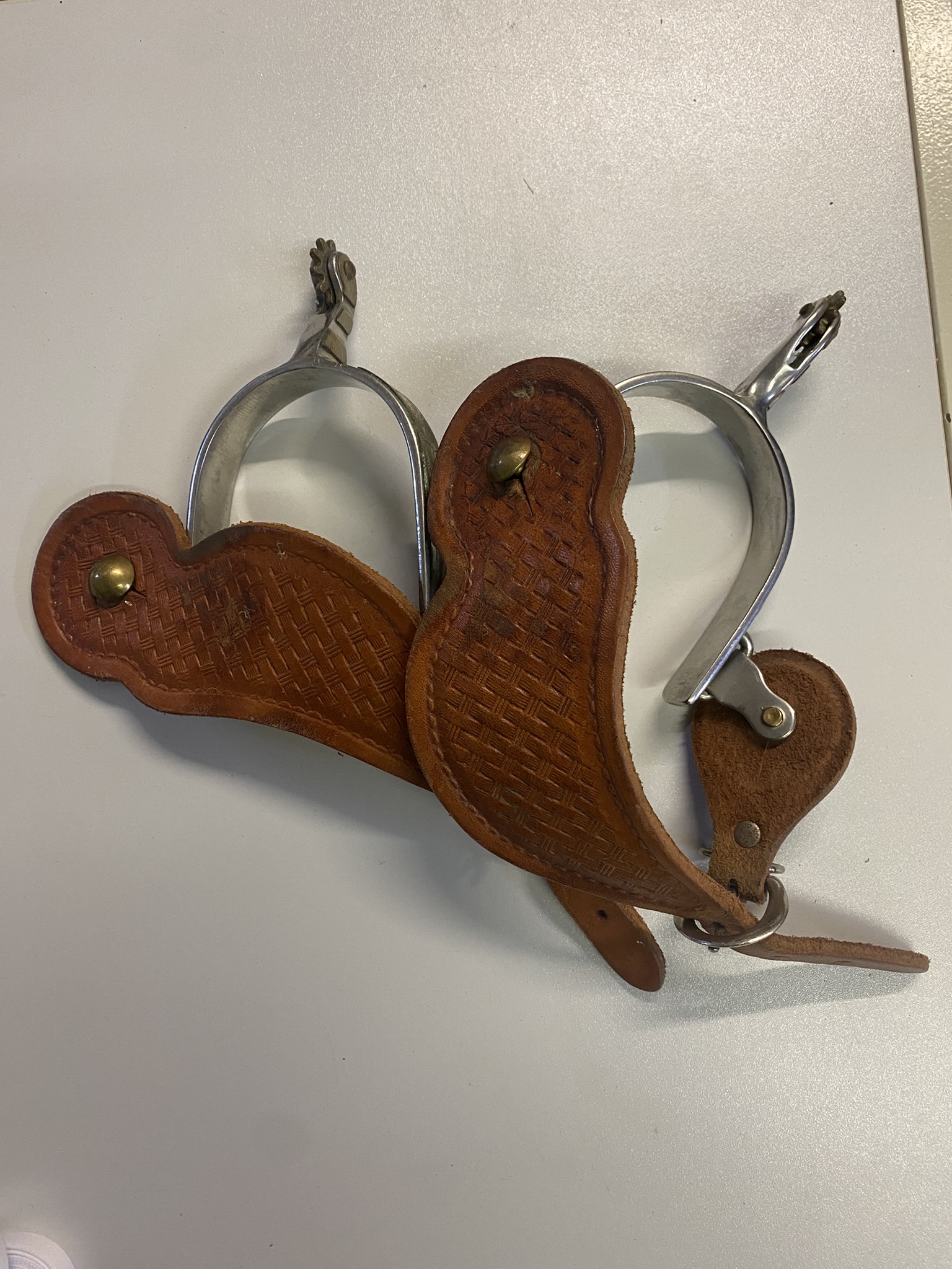 A28-008 Westernsporen