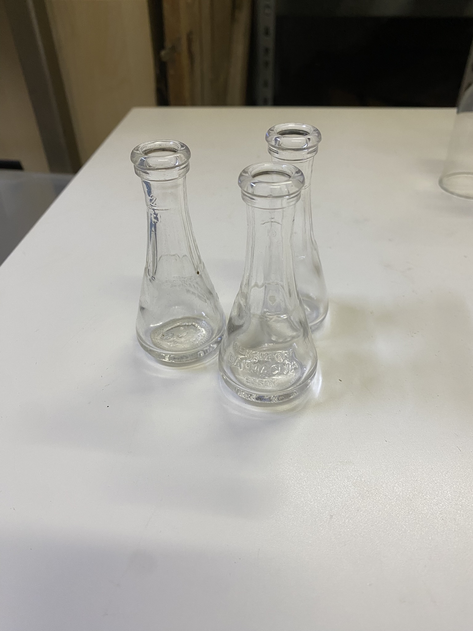 A27-006 Kleine Glasflasche