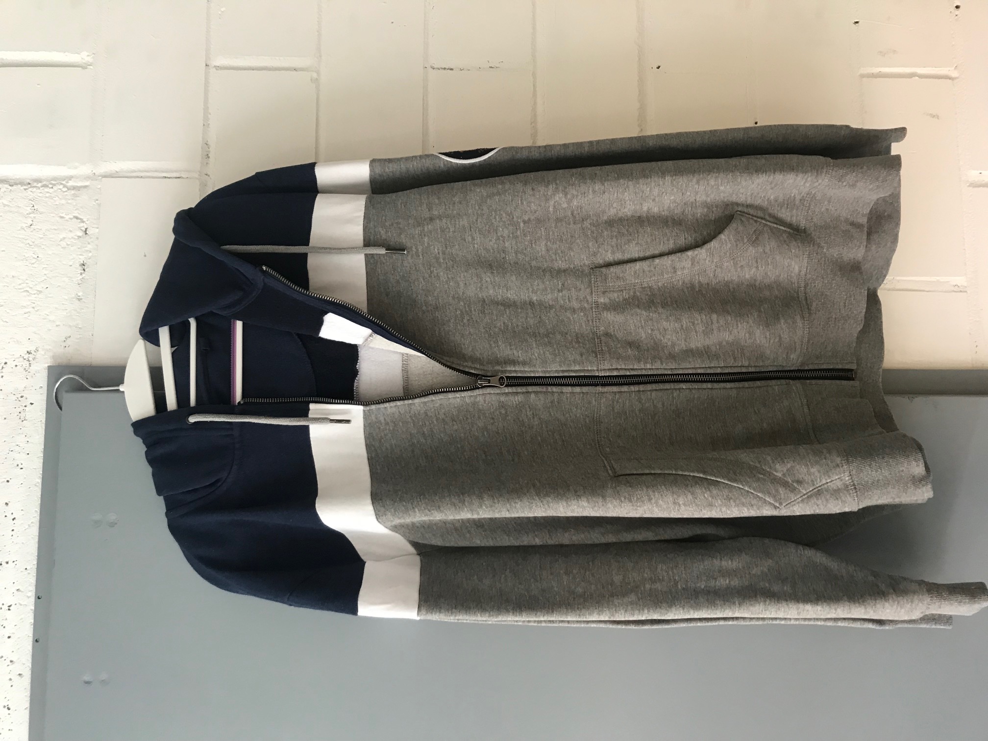 S12 Sweatshirt-Jacke