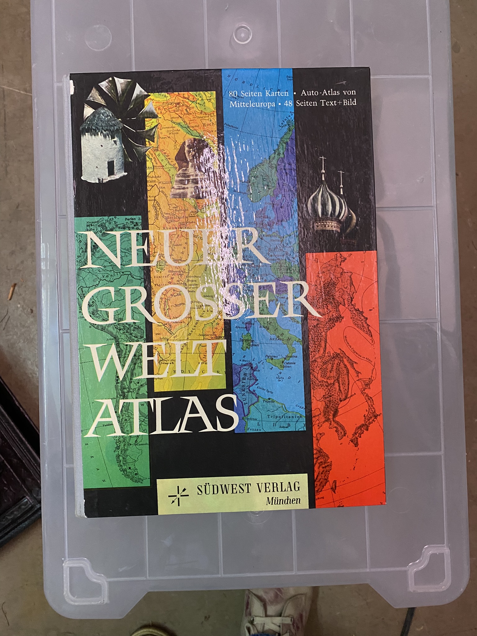 A20-008 Buch "Neuer großer Weltatlas"