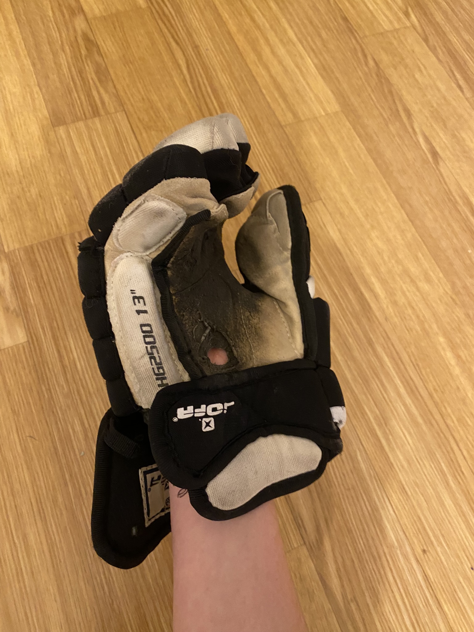 HD36 Eishockeyhandschuhe