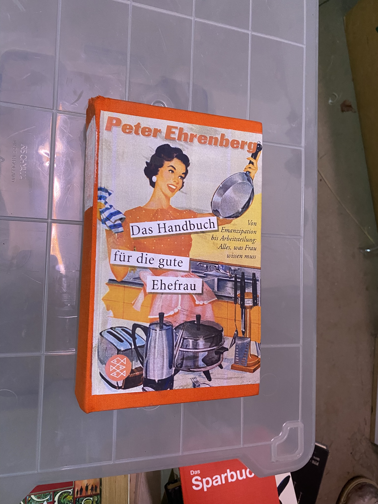 A20-005 Buch "Das Handbuch für die gute Ehefrau"