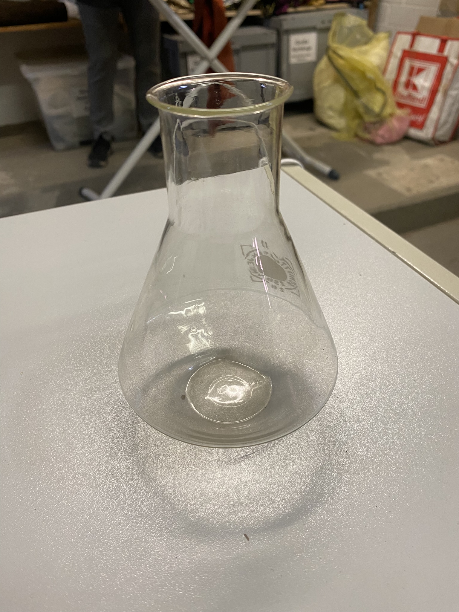 A08-023 Erlenmeyer-Kolben