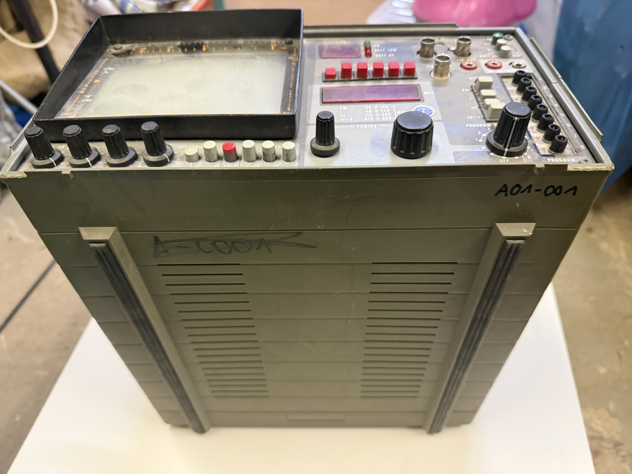 A01-001 TV-Messgerät