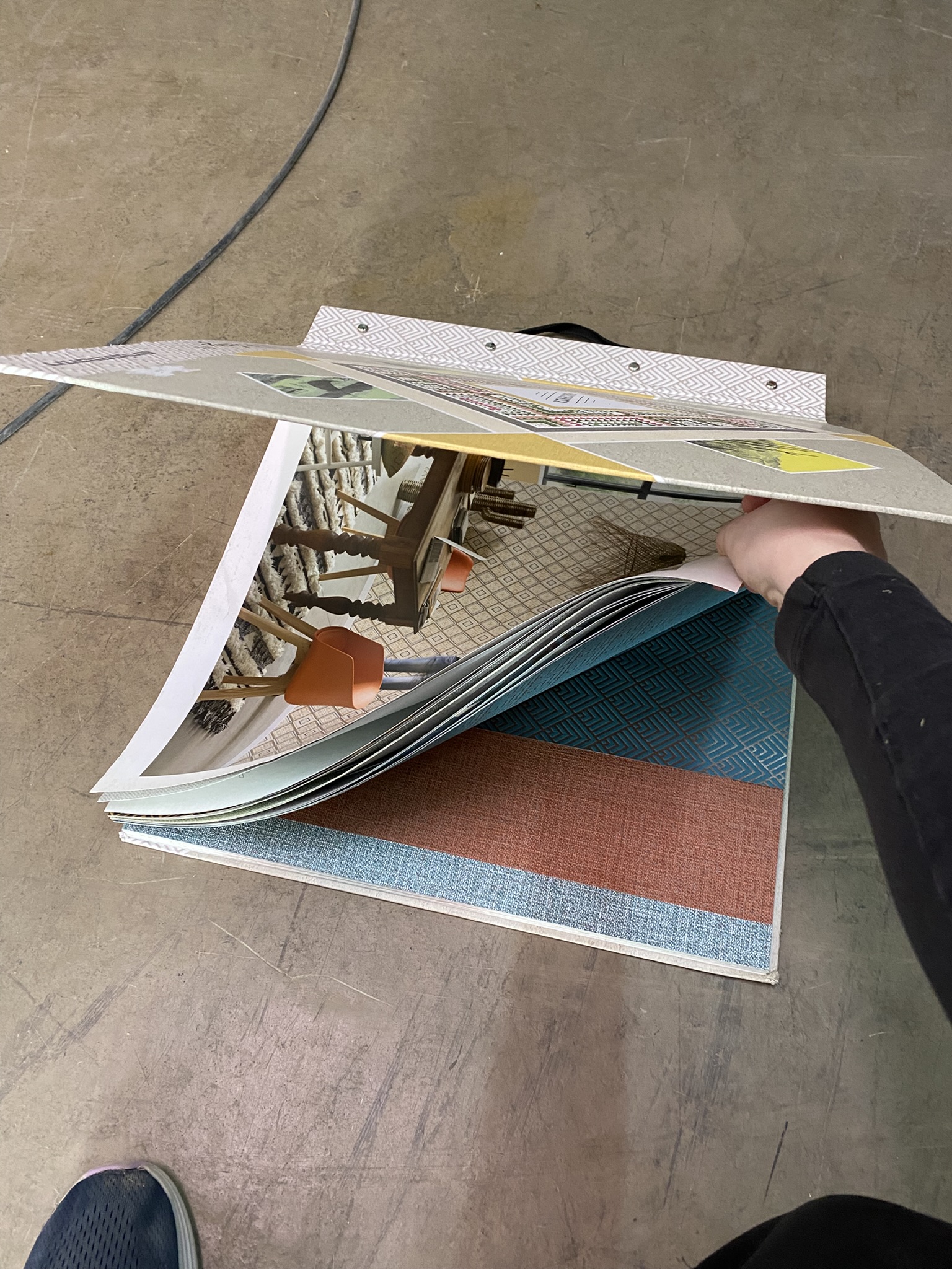 U03-003 Tapeten-Muster