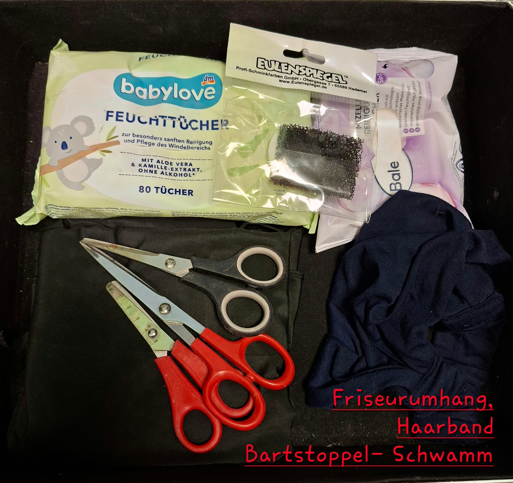 Inhalt Schminkkoffer und Haarkoffer