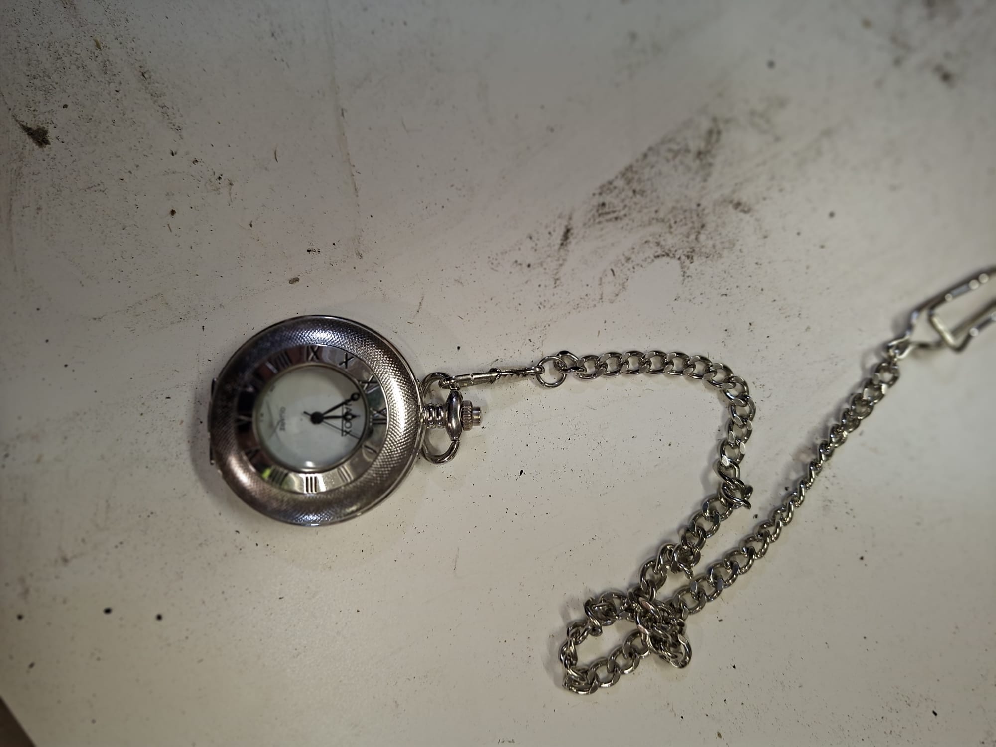A05-026 Taschenuhr