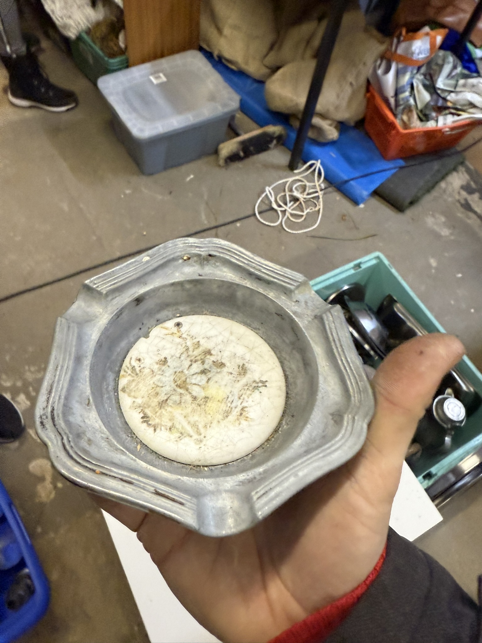 A04-021 Aschenbecher Zinn