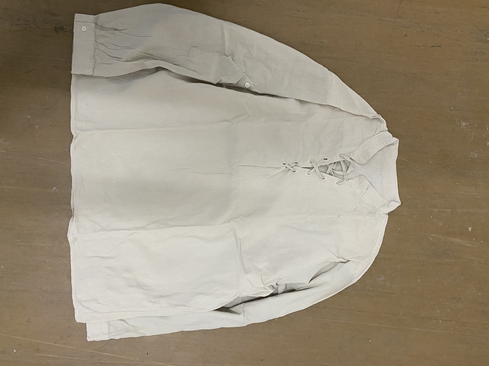 H23 Hemd mit Schnürung