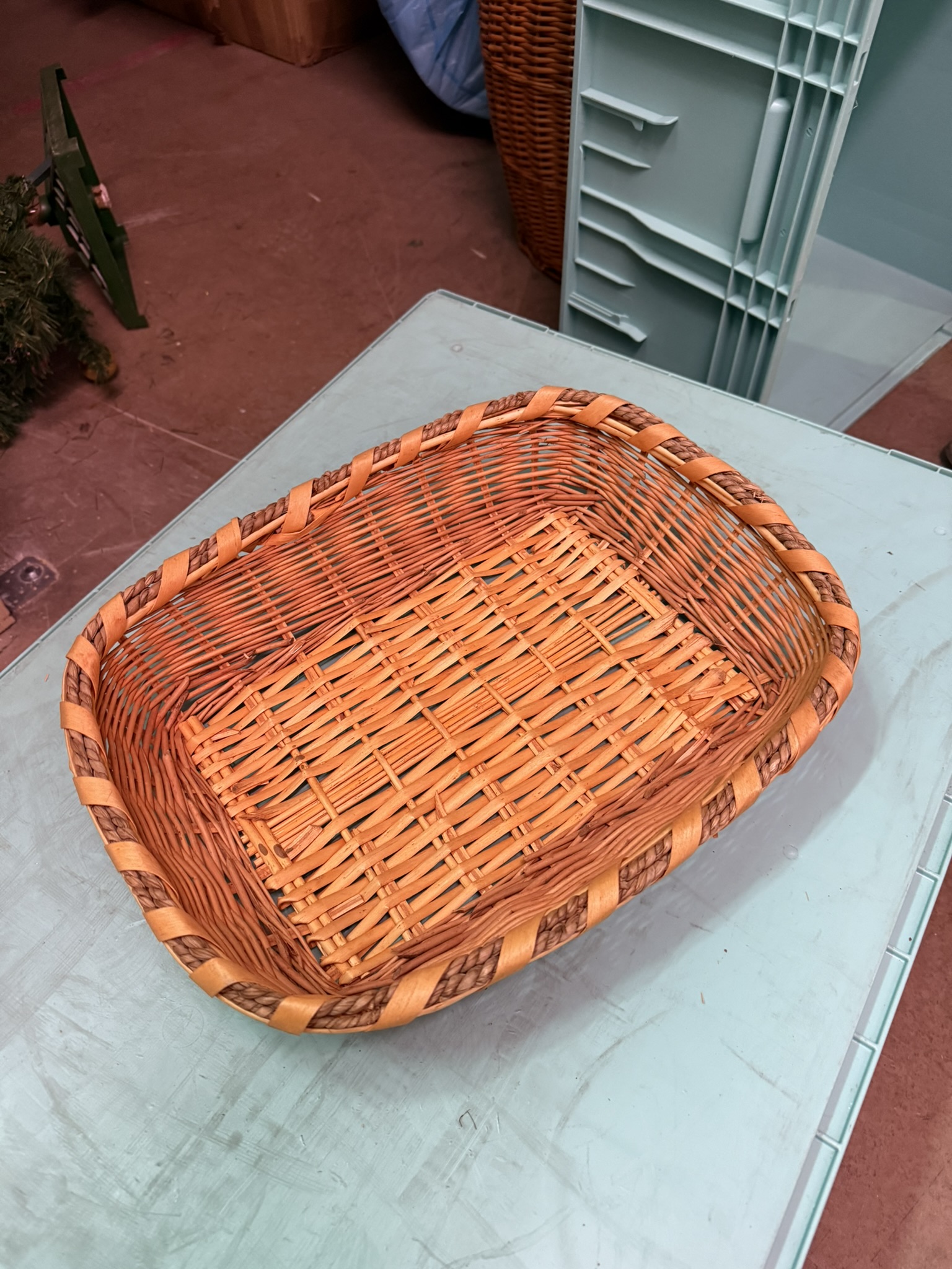 S02-011 Körbchen flach