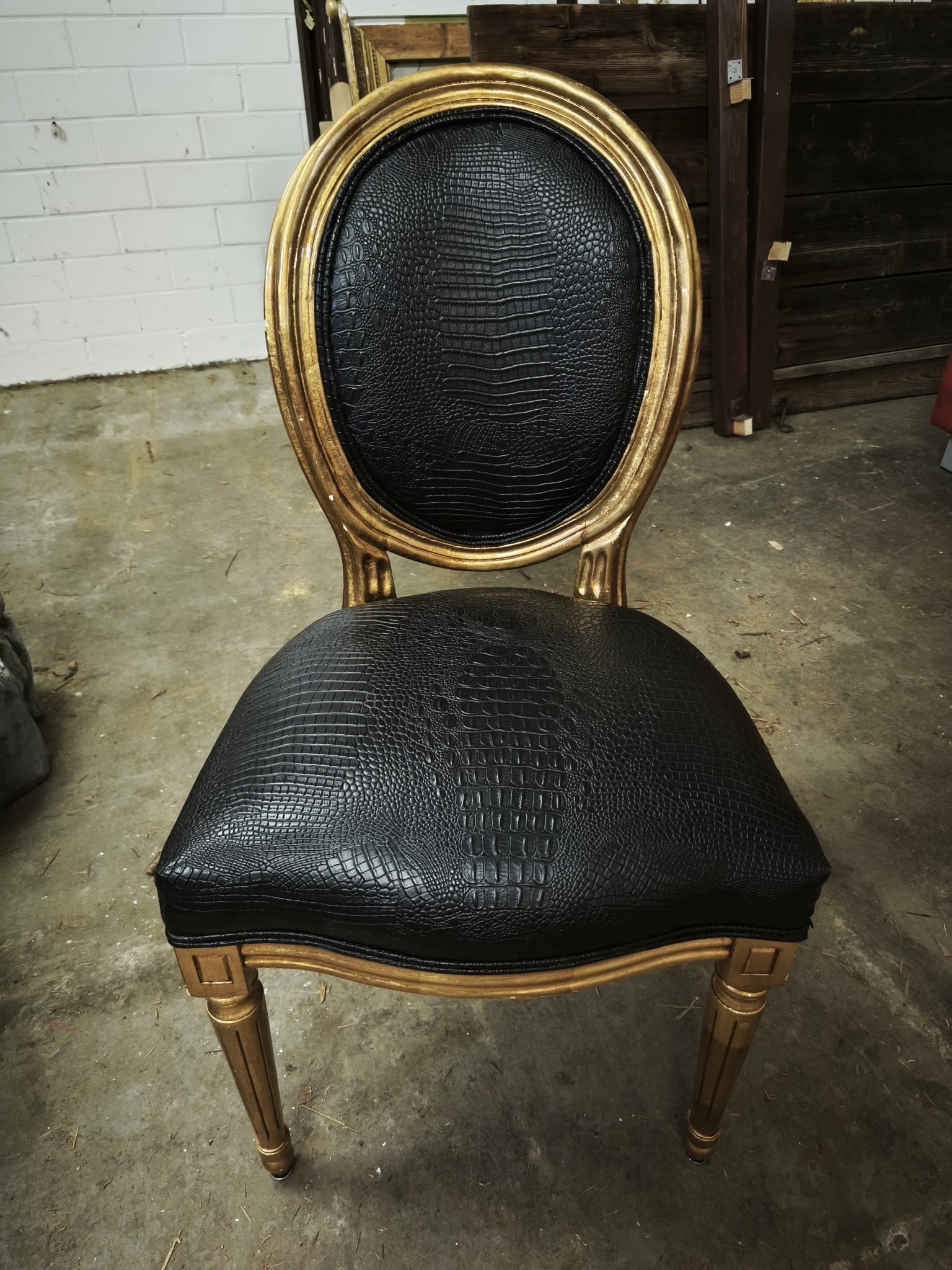 R01-004 Barock-Stuhl