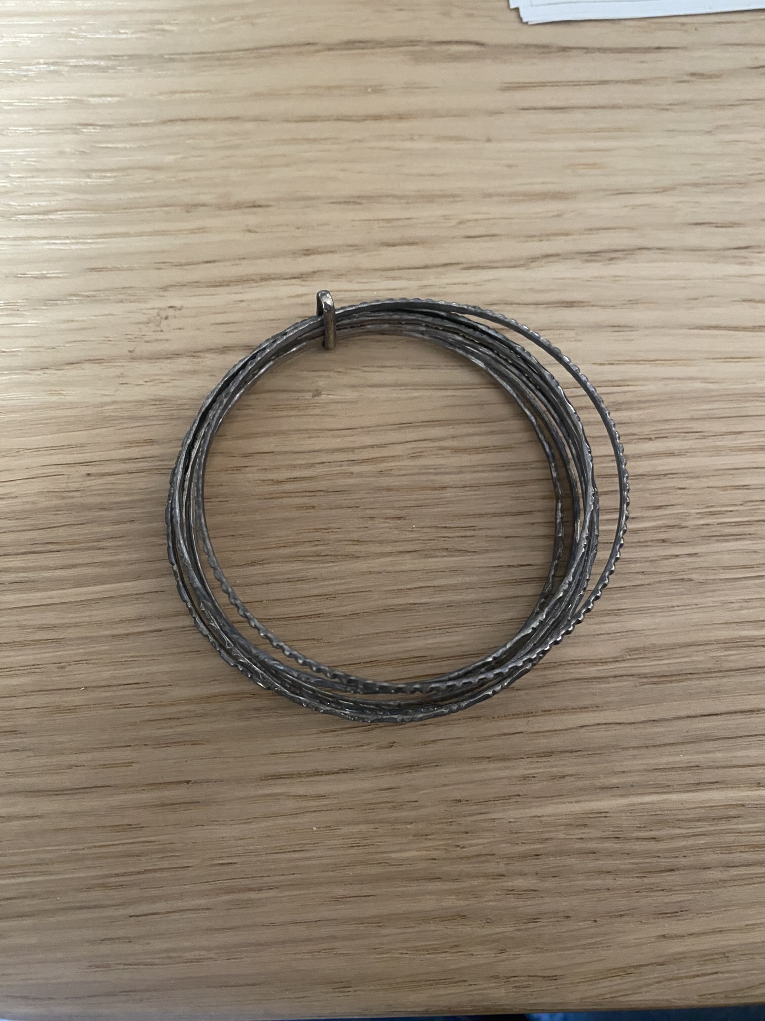 V01-207 Armreife mit Clip