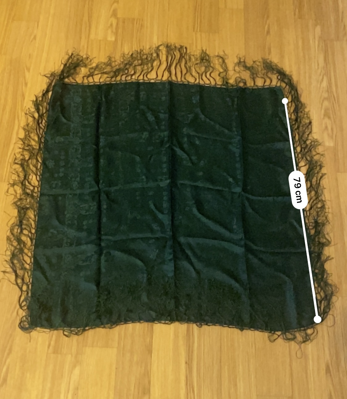 TU4 Tuch mit Fransen