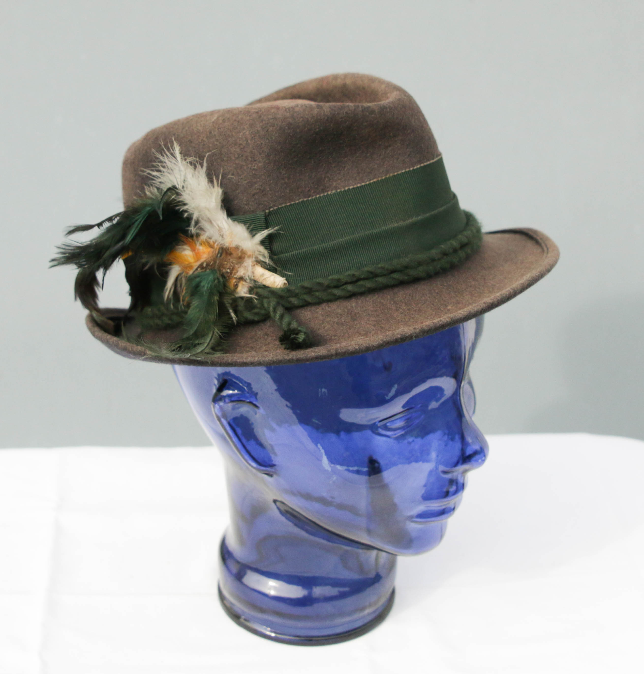 HUT93 Filzhut Tracht mit Federn