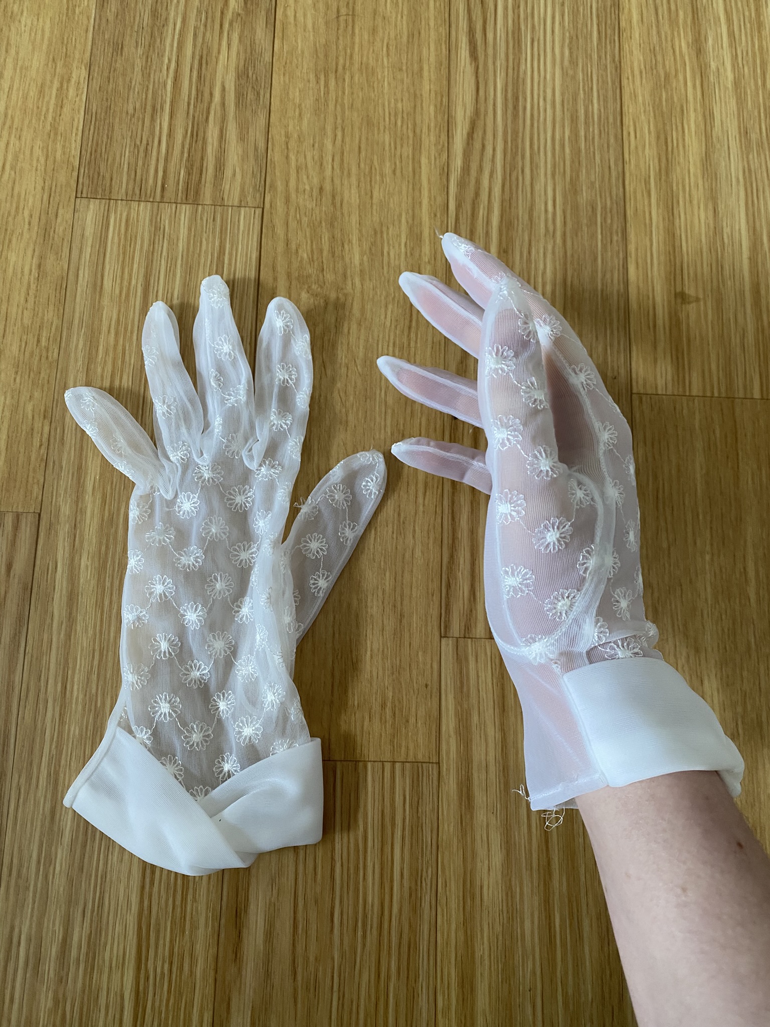 BR4 Spitzenhandschuhe