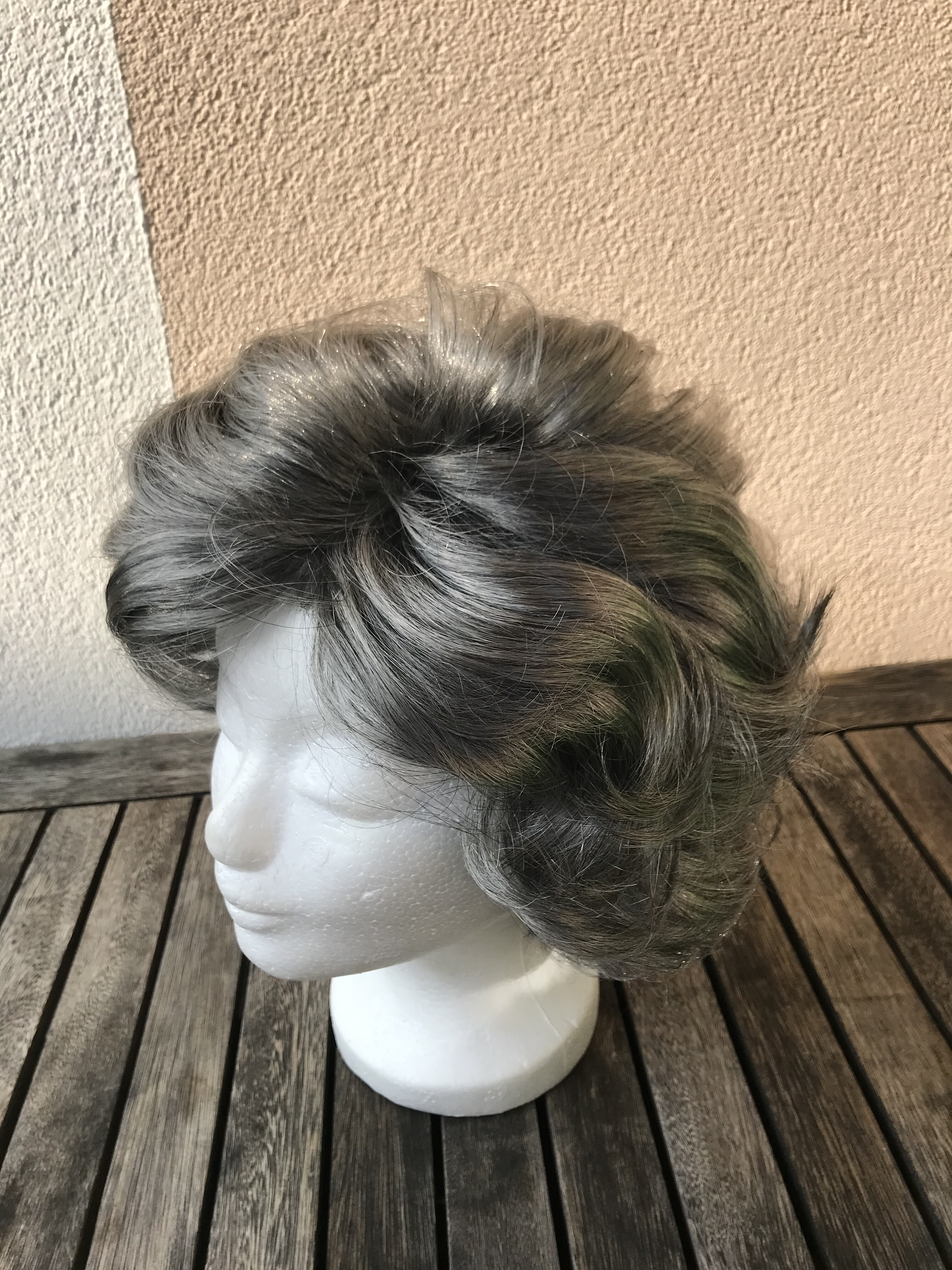 P4 Perücke