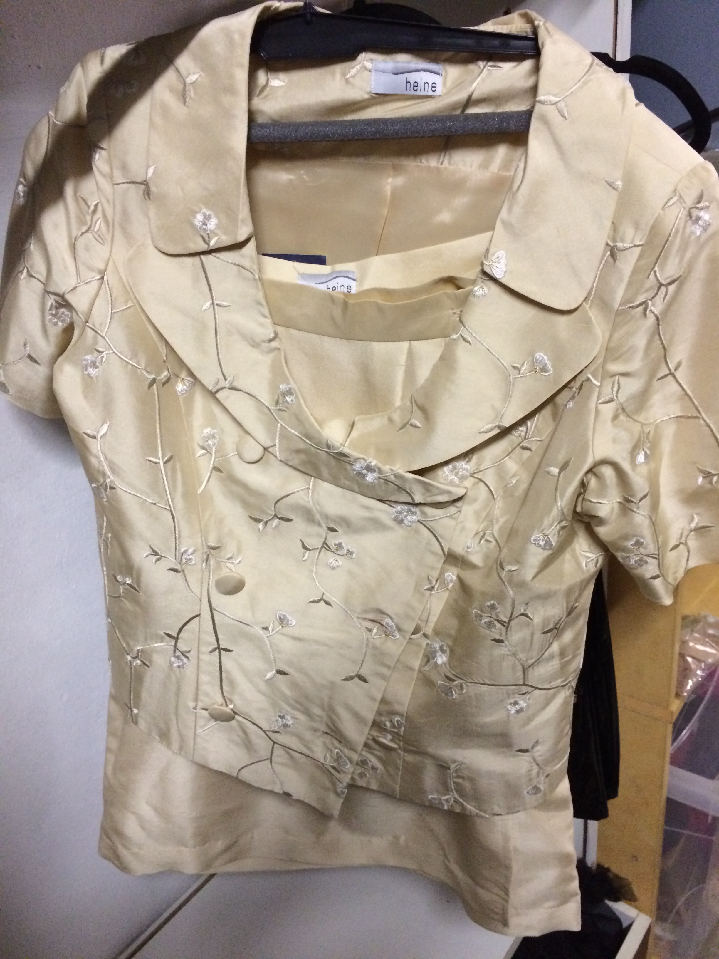 ZT7 Zweiteiler Oberteil und Rock