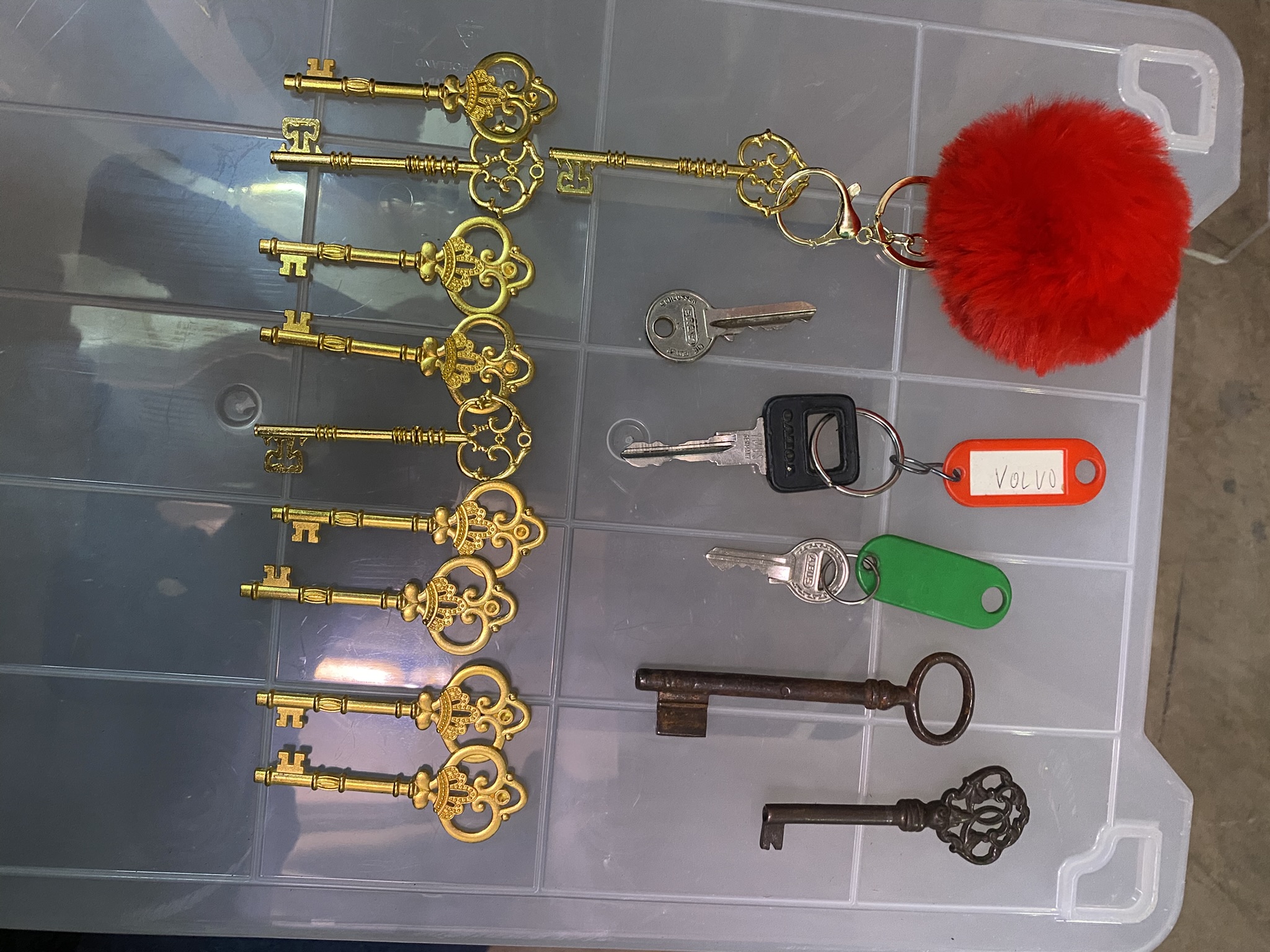 A12-023 Diverse Schlüssel