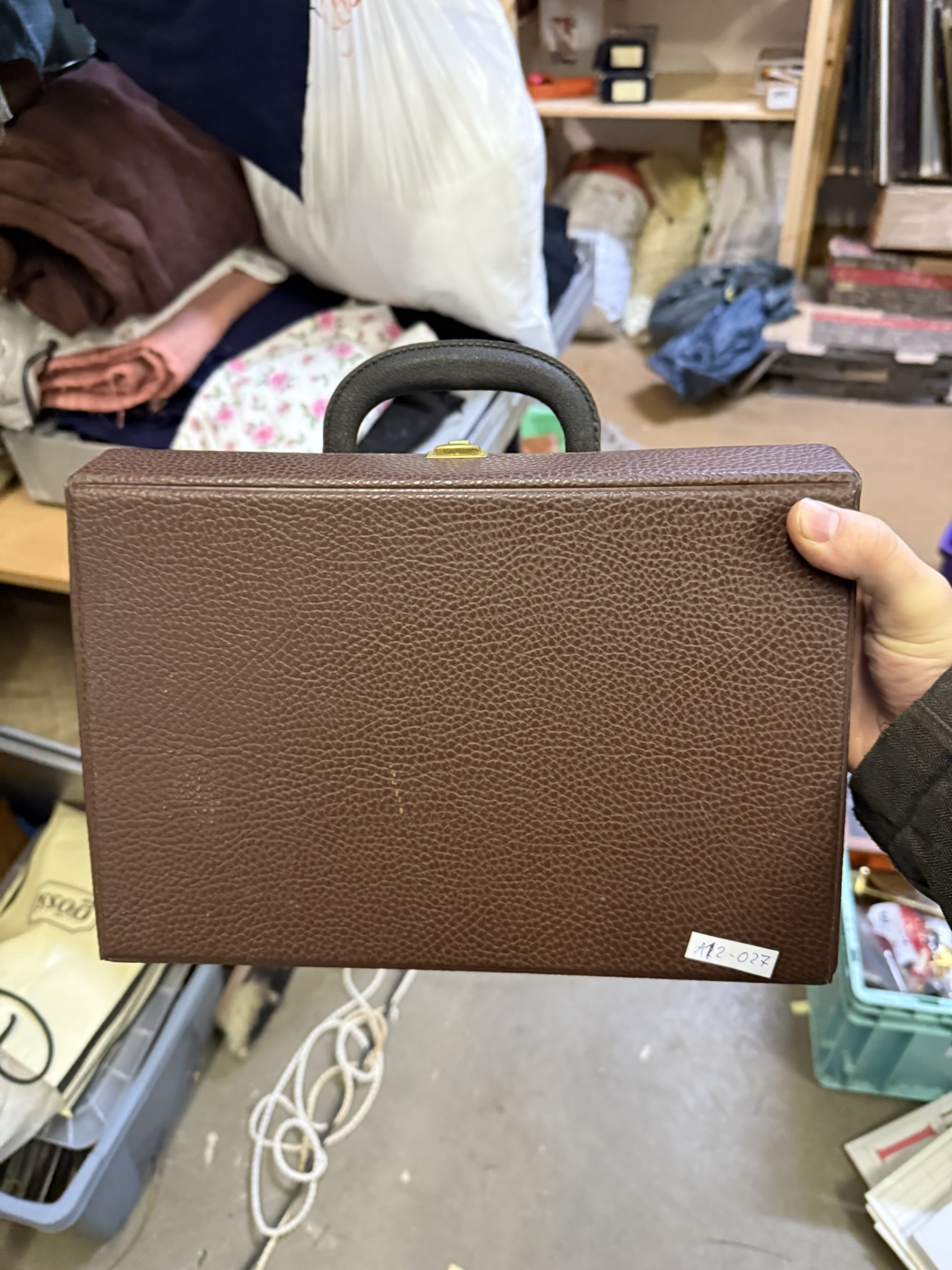 A12-027 Dokumenten-Koffer