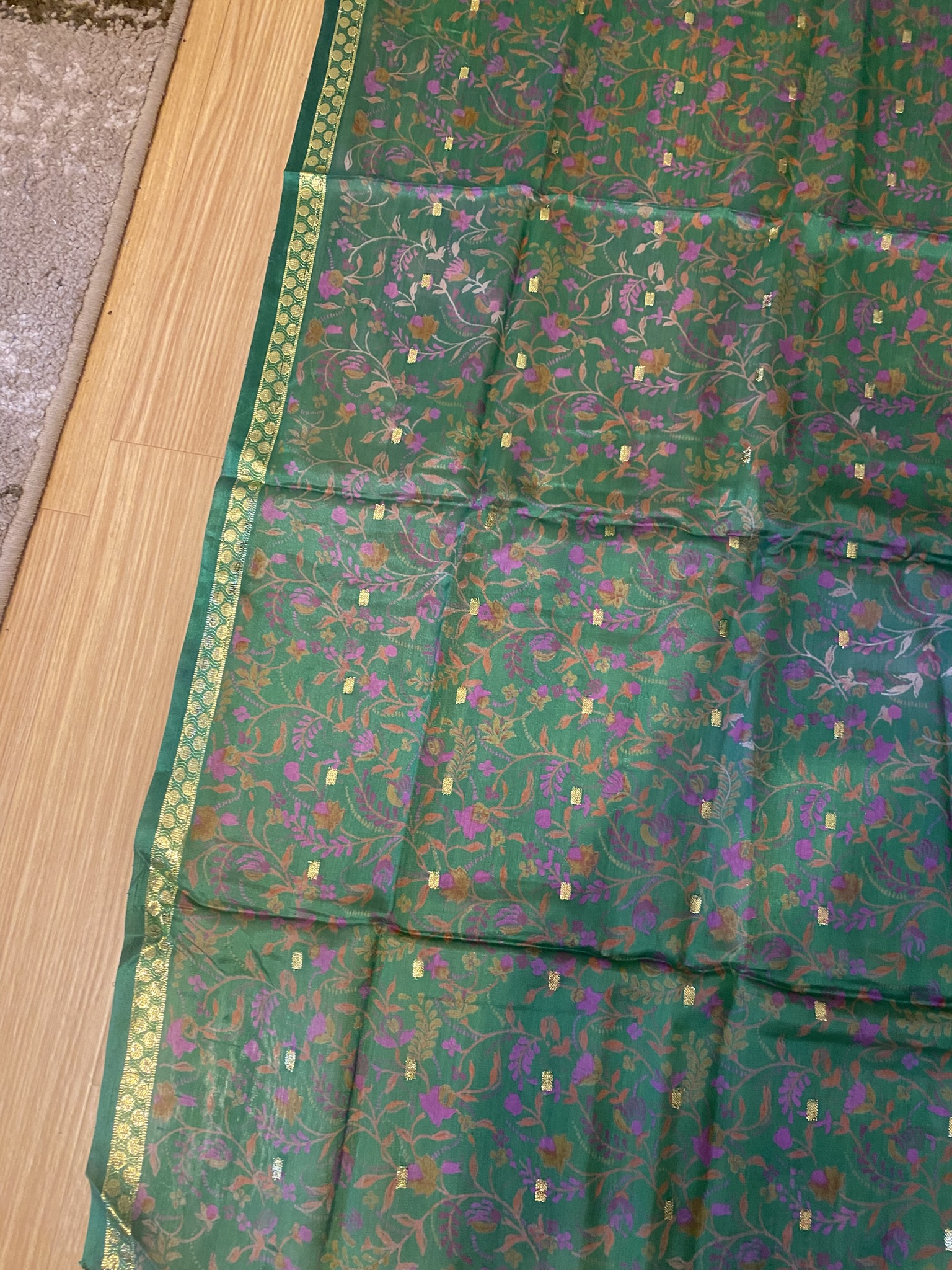 TU42 Tuch semitransparent