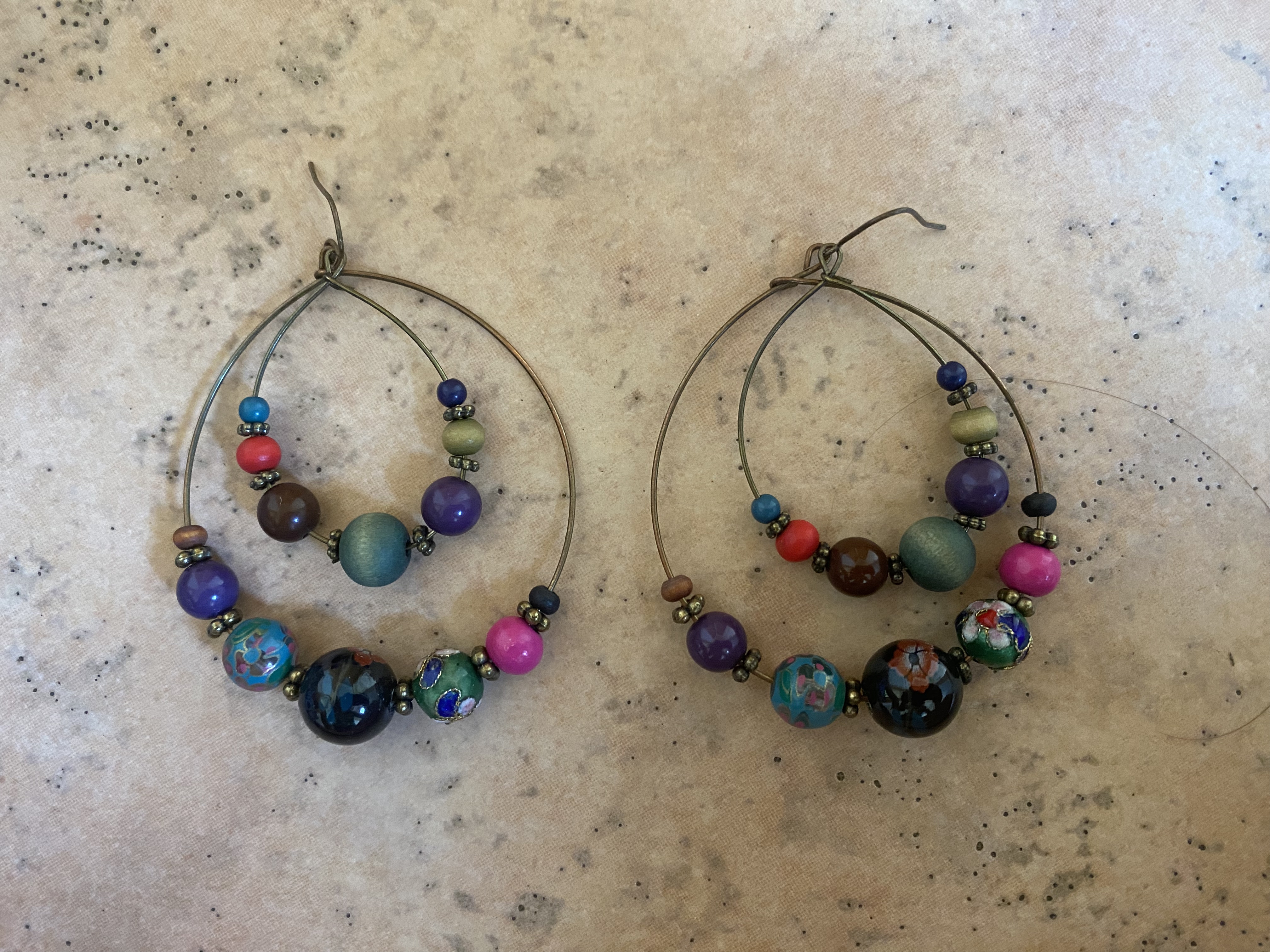 V01-068 Ohrringe mit Perlen