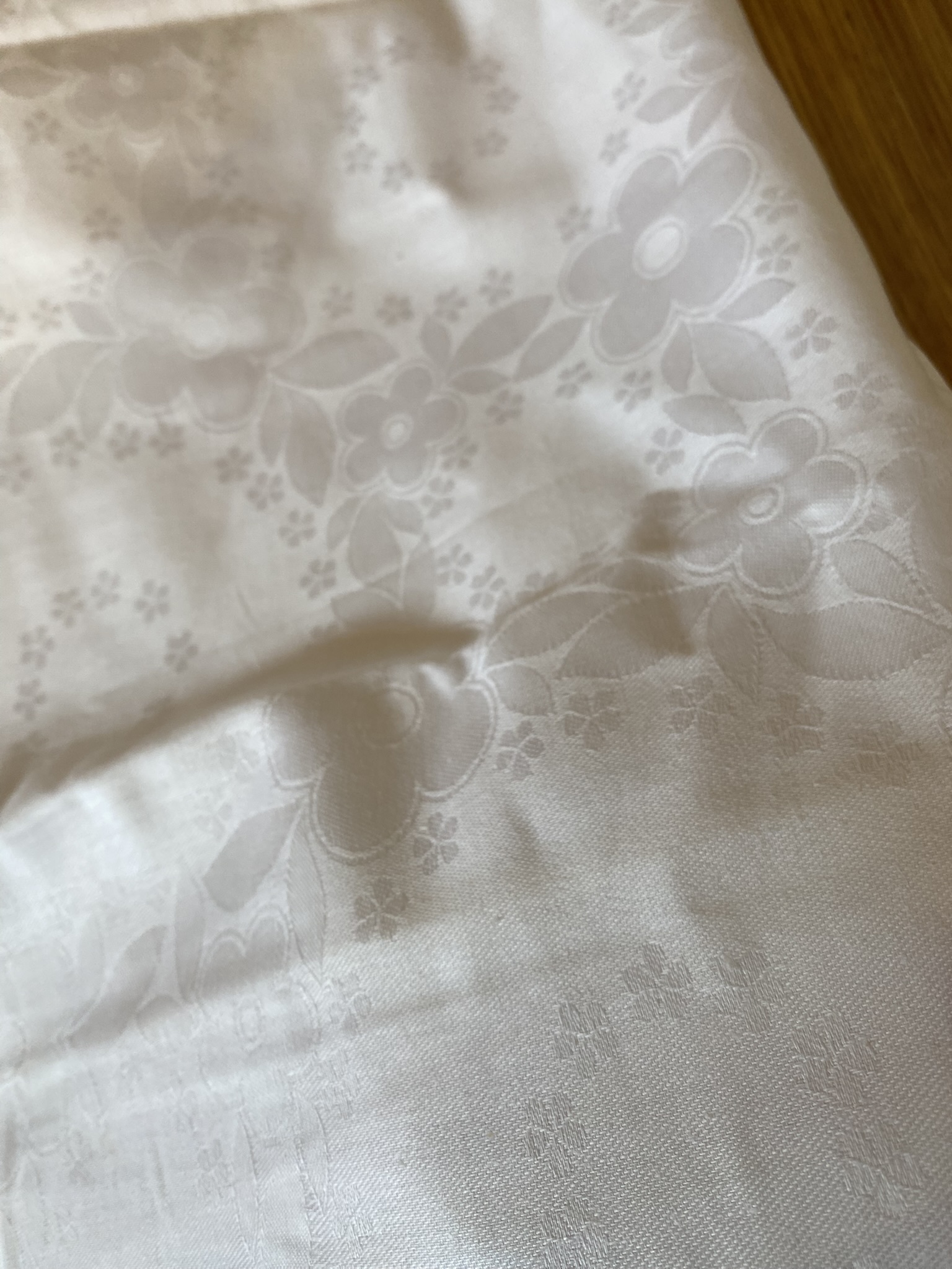 T07-001 Kissenbezug weiß (Bett)