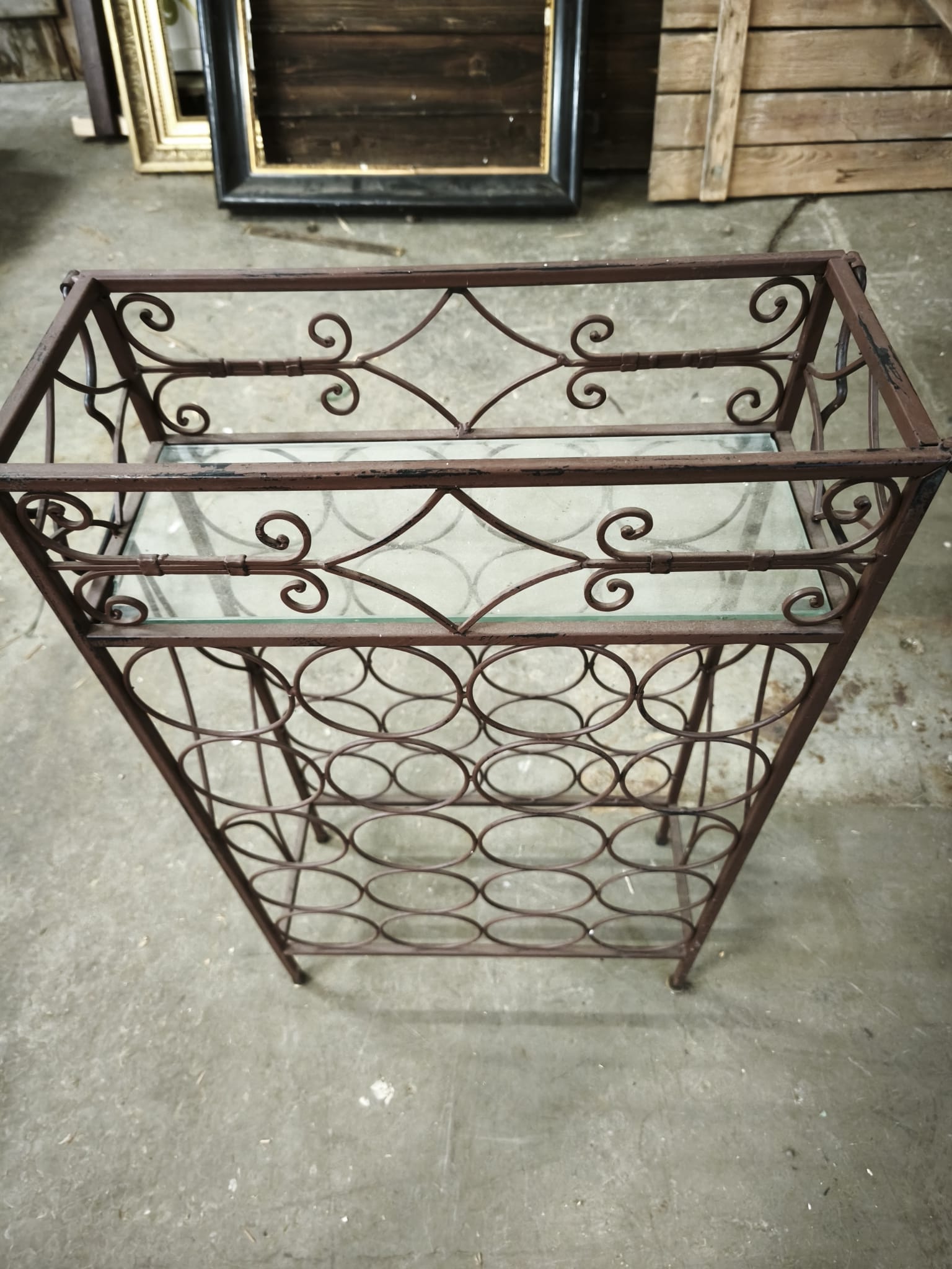 R01-031 Flaschenregal