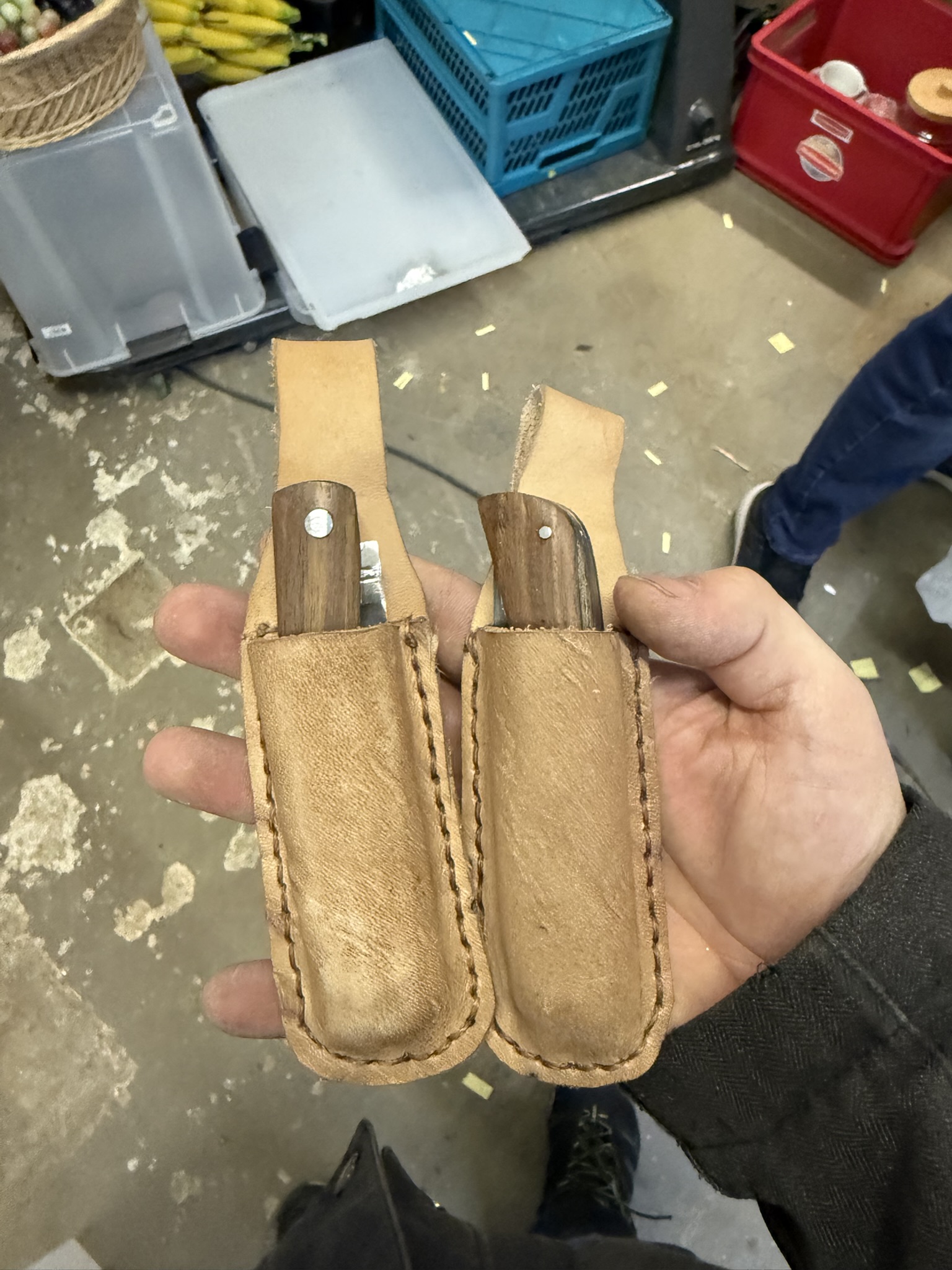 A12-009 Klappmesser in Scheide