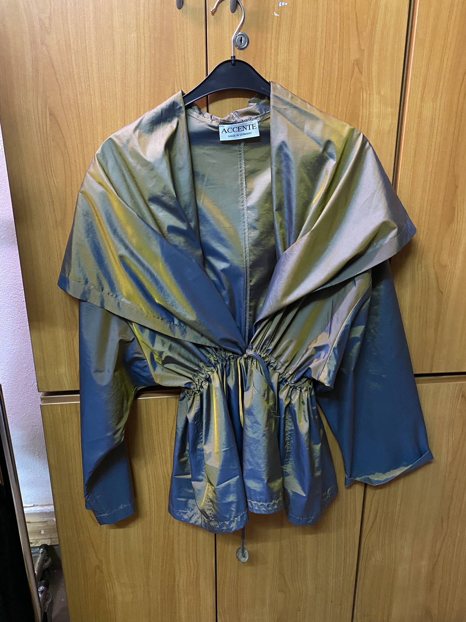 DJ22 Jacke zuziehbar