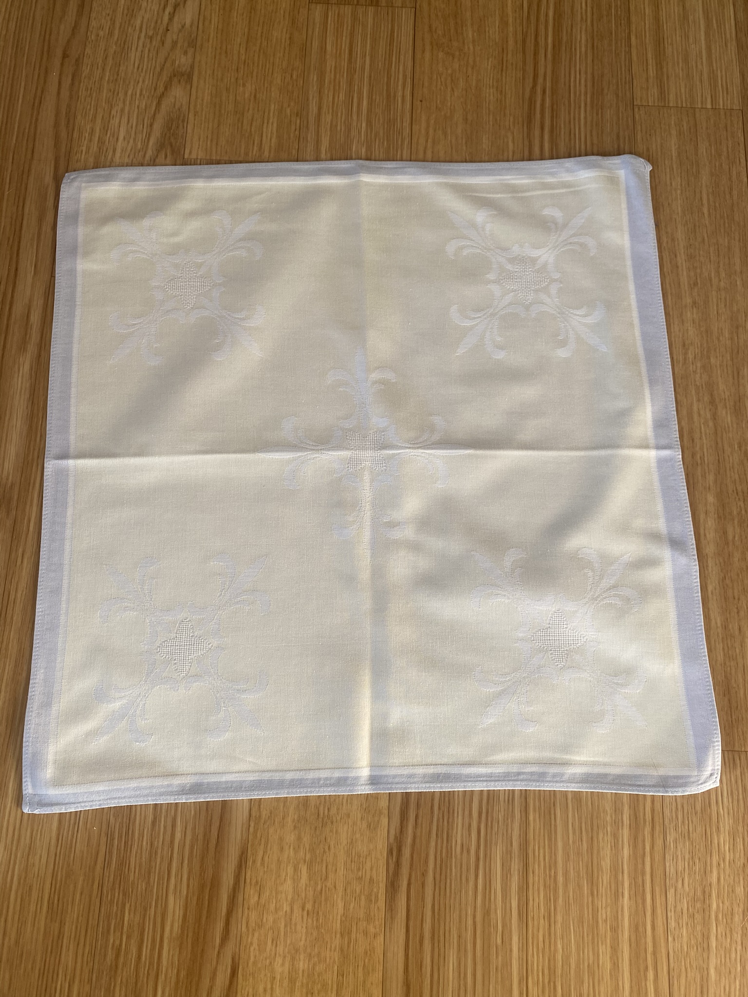 T01-023 Serviette