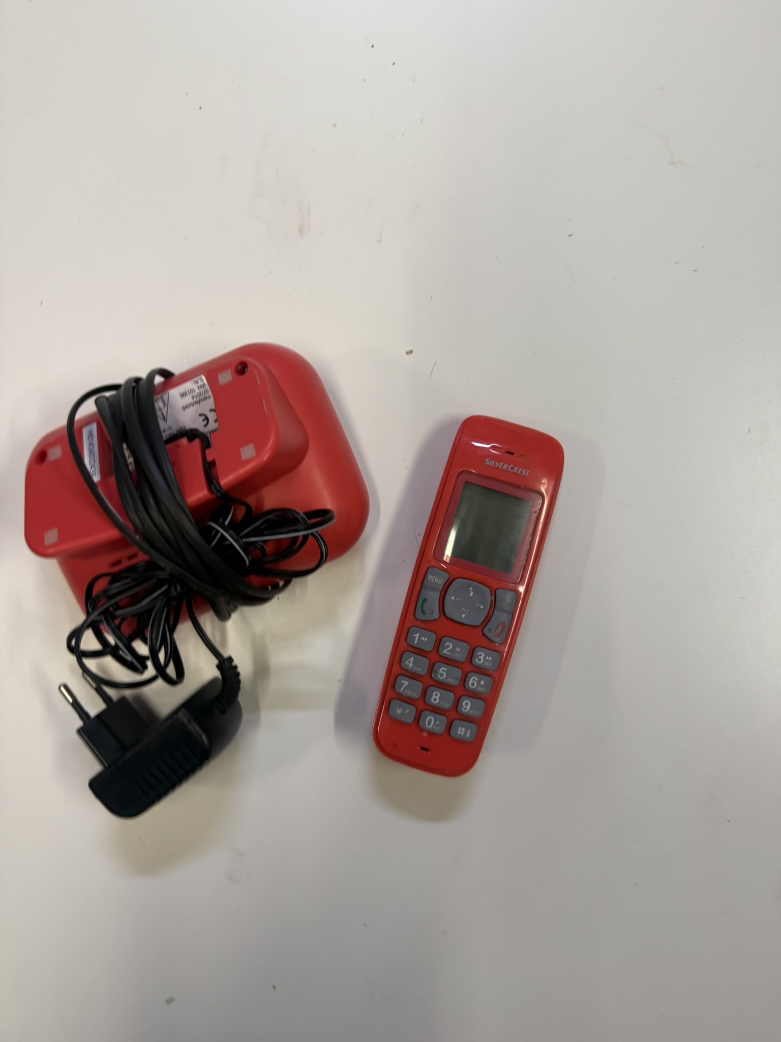 A02-010 Kabelloses Telefon
