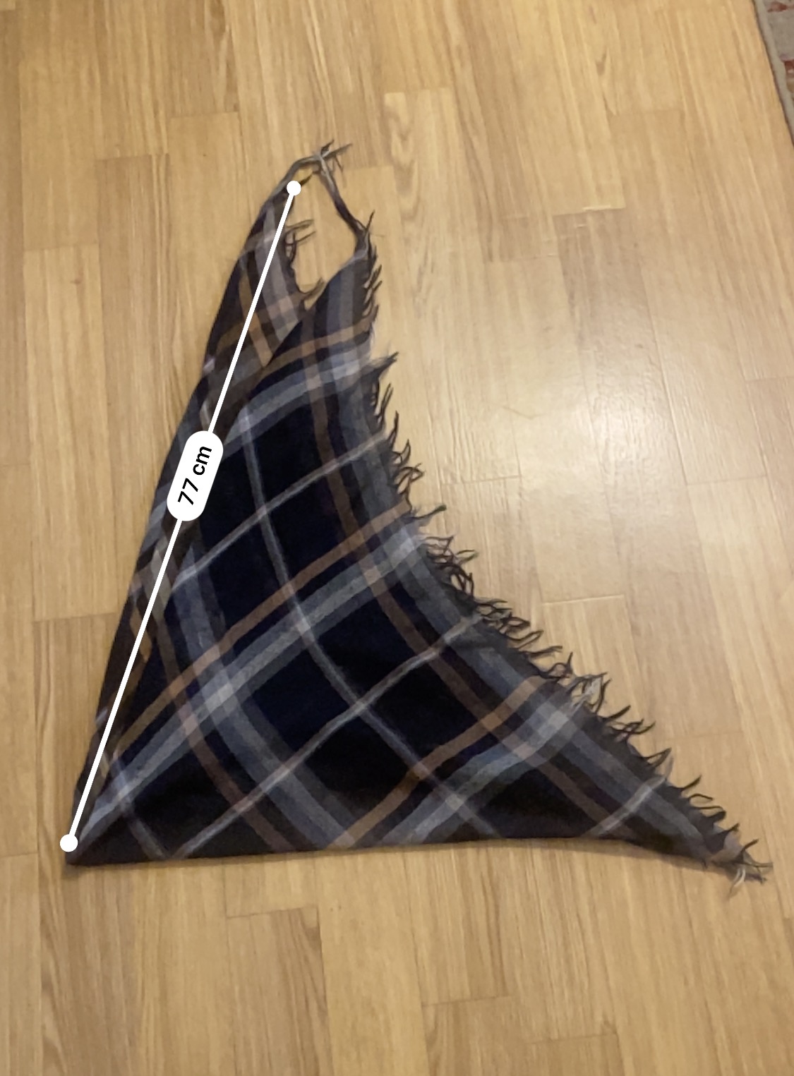 TU38 Dreieckstuch mit Fransen