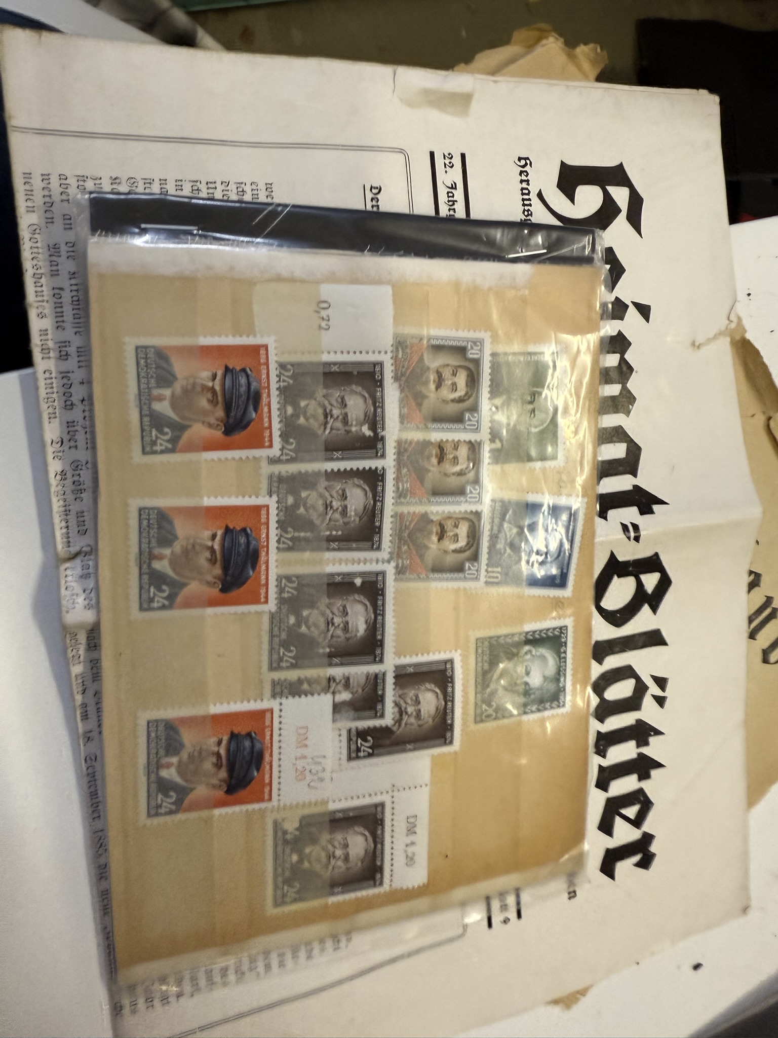 A12-030 Verschiedene alte Dokumente