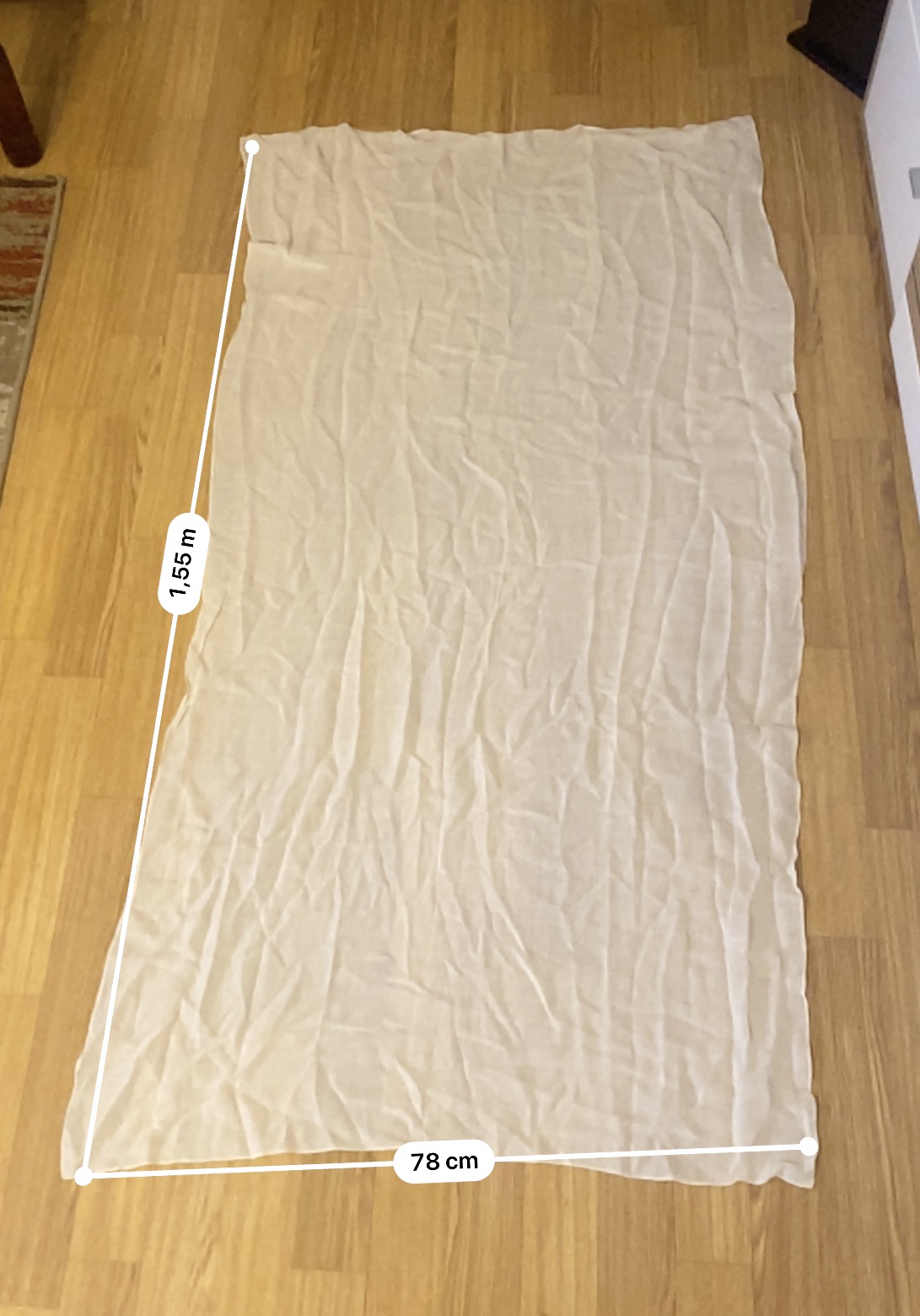 TU24 Tuch semitransparent