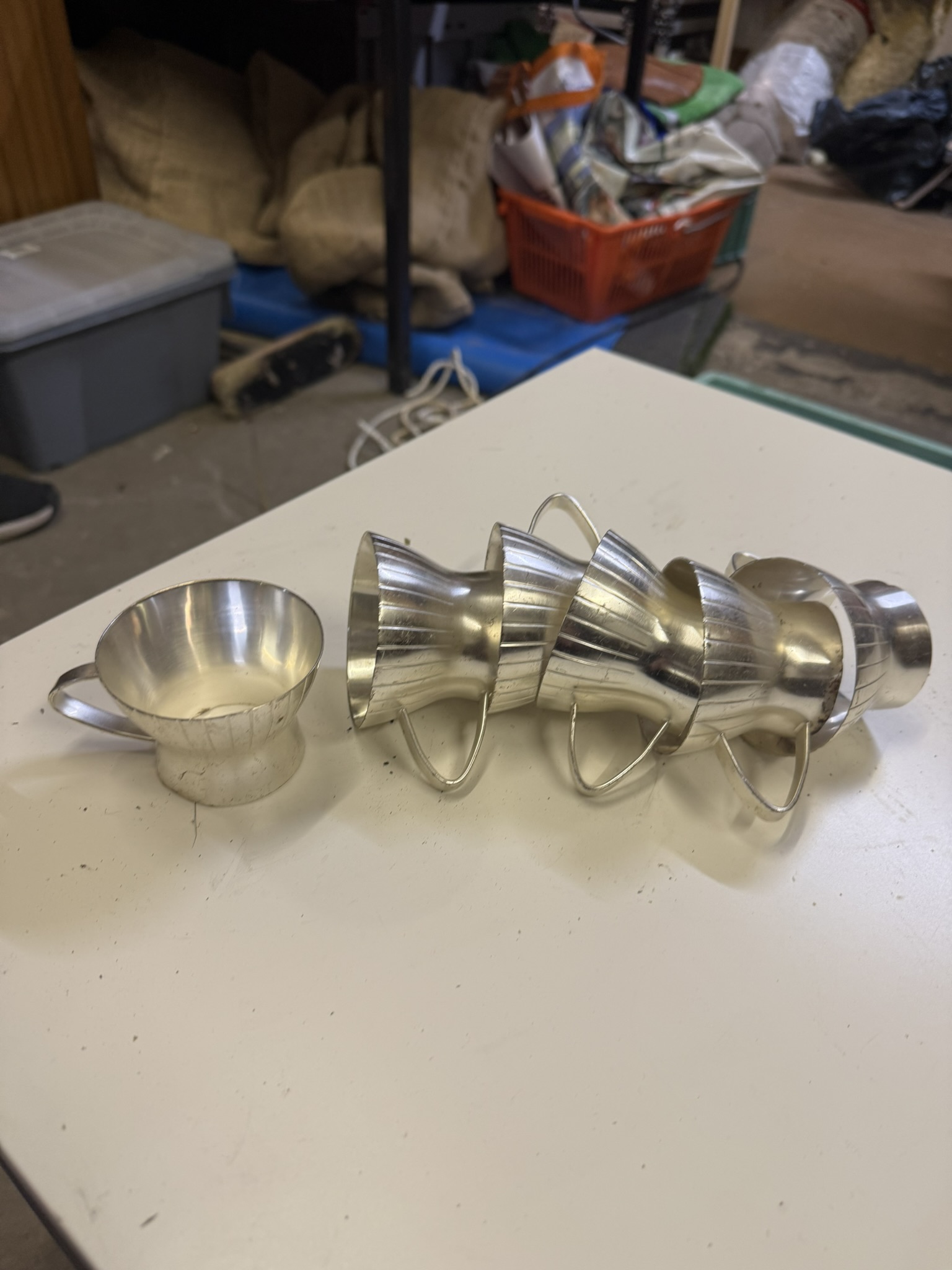 A04-023 Teetassen Zinn ohne Boden